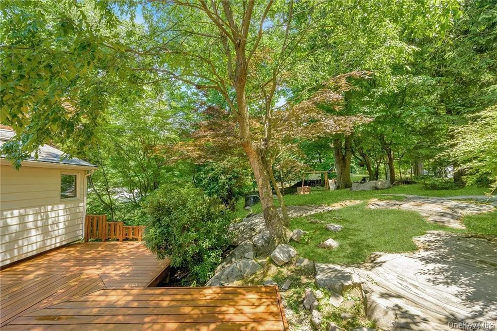 212 Crest Drive, Greenburgh, NY, 4 Bedroom Bedrooms, 7 Room Rooms,2 BathroomBathrooms,Residential Lease,For Rent,Crest,0,1043297 212 Crest Drive, Greenburgh, NY, 4 Bedroom Bedrooms, 7 Room Rooms,2 BathroomBathrooms,Residential Lease,For Rent,Crest,0,1043297