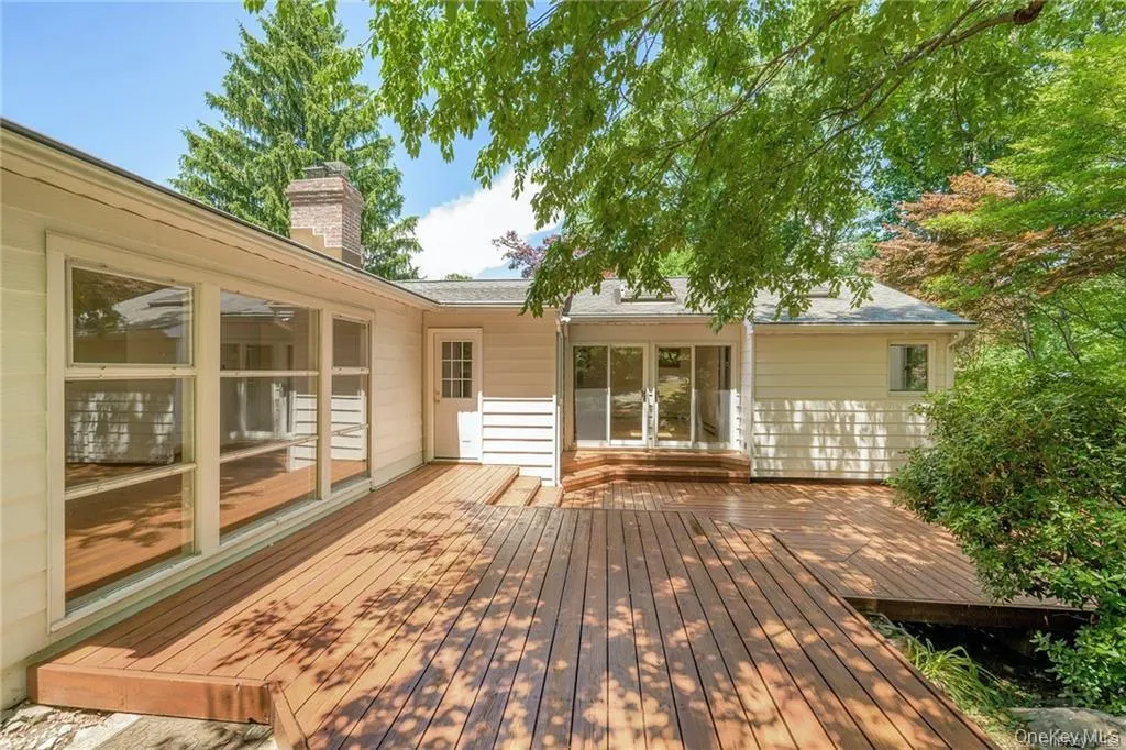 212 Crest Drive, Greenburgh, NY, 4 Bedroom Bedrooms, 7 Room Rooms,2 BathroomBathrooms,Residential Lease,For Rent,Crest,0,1043297 212 Crest Drive, Greenburgh, NY, 4 Bedroom Bedrooms, 7 Room Rooms,2 BathroomBathrooms,Residential Lease,For Rent,Crest,0,1043297