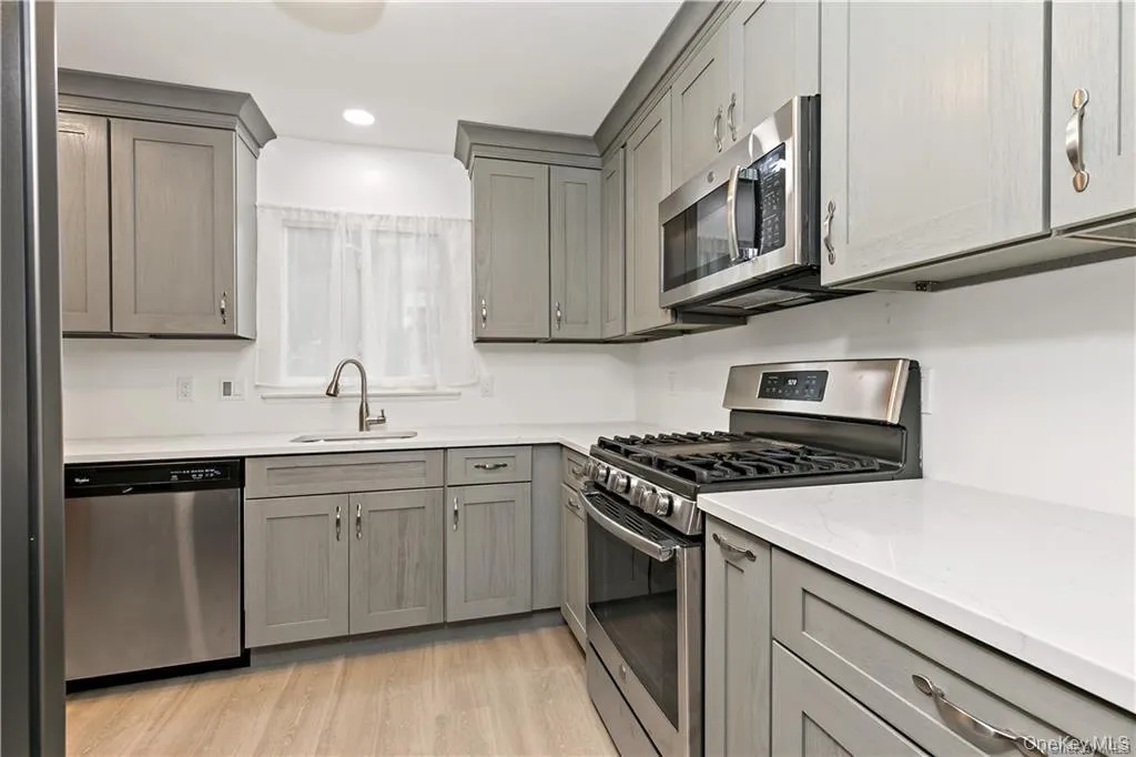 212 Crest Drive, Greenburgh, NY, 4 Bedroom Bedrooms, 7 Room Rooms,2 BathroomBathrooms,Residential Lease,For Rent,Crest,0,1043297 212 Crest Drive, Greenburgh, NY, 4 Bedroom Bedrooms, 7 Room Rooms,2 BathroomBathrooms,Residential Lease,For Rent,Crest,0,1043297