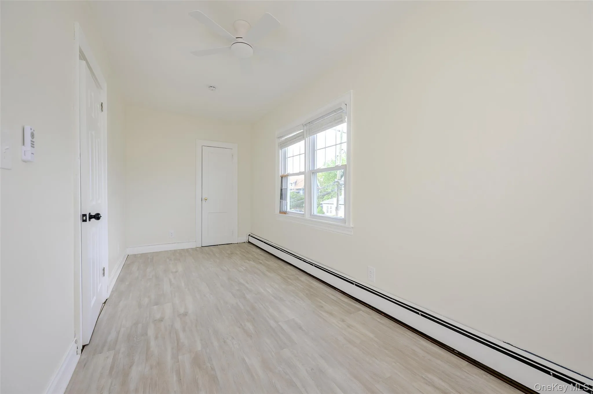 18 Watkins Street, Hempstead, NY, 1 Bedroom Bedrooms, 4 Rooms Rooms,1 BathroomBathrooms,Residential Lease,For Rent,Watkins,0,1043300 18 Watkins Street, Hempstead, NY, 1 Bedroom Bedrooms, 4 Rooms Rooms,1 BathroomBathrooms,Residential Lease,For Rent,Watkins,0,1043300