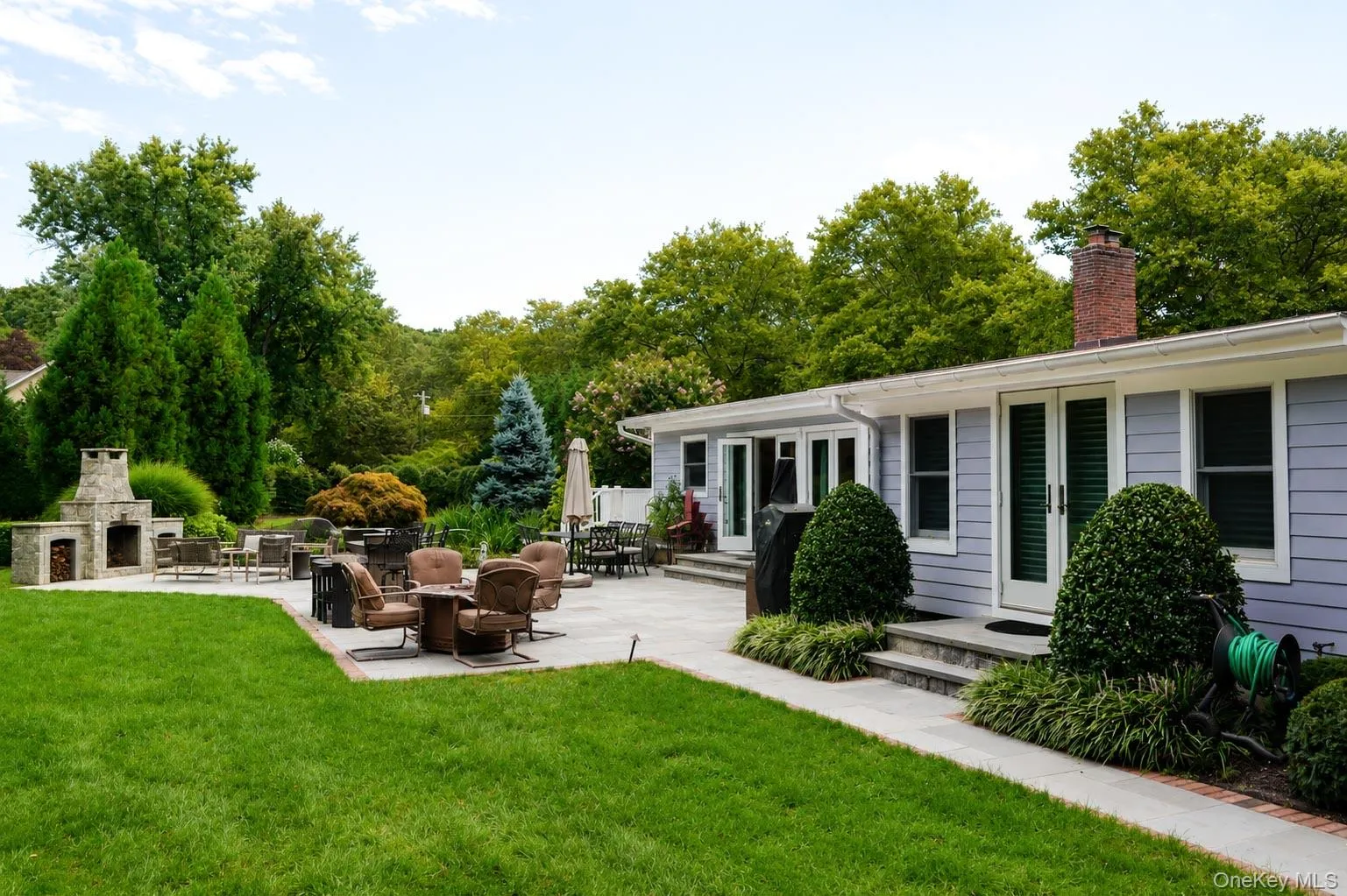 41 Snowball Drive, Huntington, NY, 3 Bedrooms Bedrooms, 10 Rooms Rooms,3 BathroomsBathrooms,Residential,For Rent,Snowball,0,1043301 41 Snowball Drive, Huntington, NY, 3 Bedrooms Bedrooms, 10 Rooms Rooms,3 BathroomsBathrooms,Residential,For Rent,Snowball,0,1043301