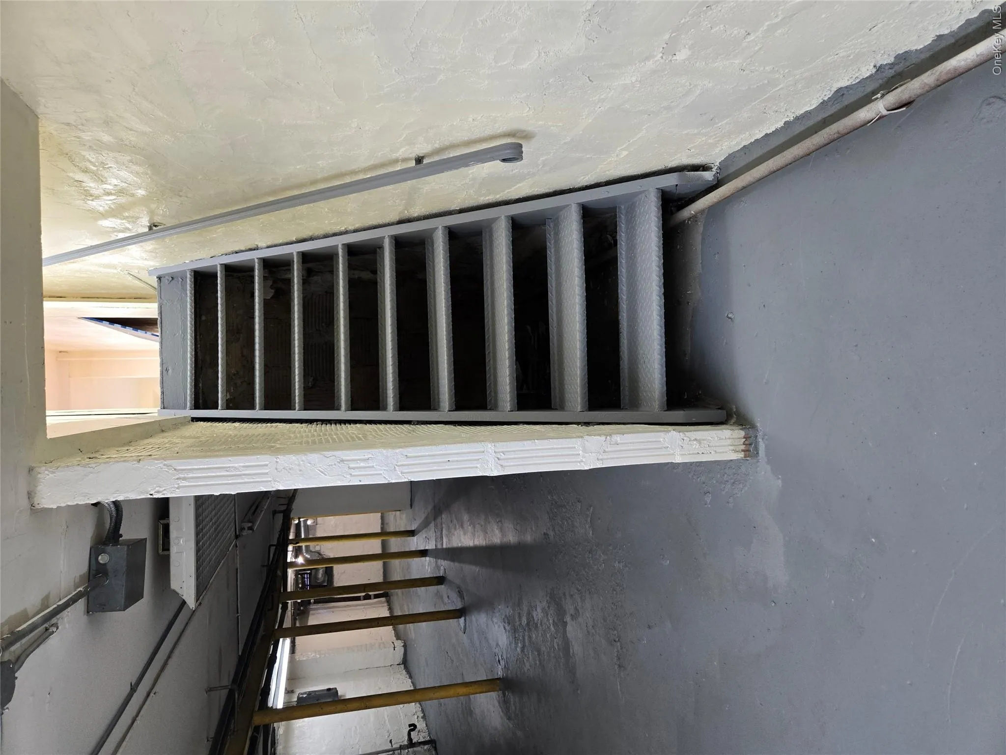 3958 Bronxwood Avenue, New York, NY, ,Commercial Lease,For Rent,Bronxwood Avenue,0,1043306 3958 Bronxwood Avenue, New York, NY, ,Commercial Lease,For Rent,Bronxwood Avenue,0,1043306