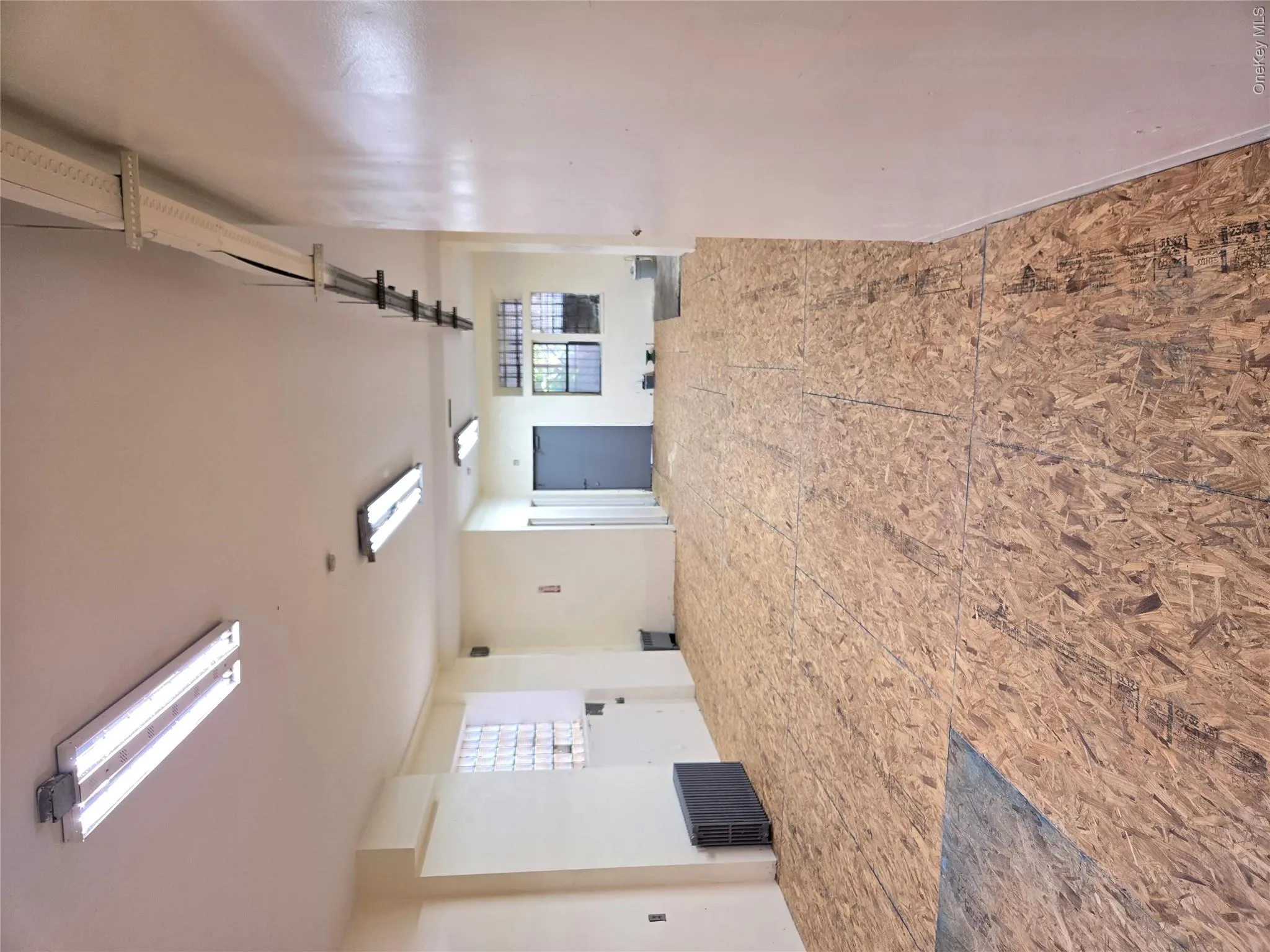 3958 Bronxwood Avenue, New York, NY, ,Commercial Lease,For Rent,Bronxwood Avenue,0,1043306 3958 Bronxwood Avenue, New York, NY, ,Commercial Lease,For Rent,Bronxwood Avenue,0,1043306