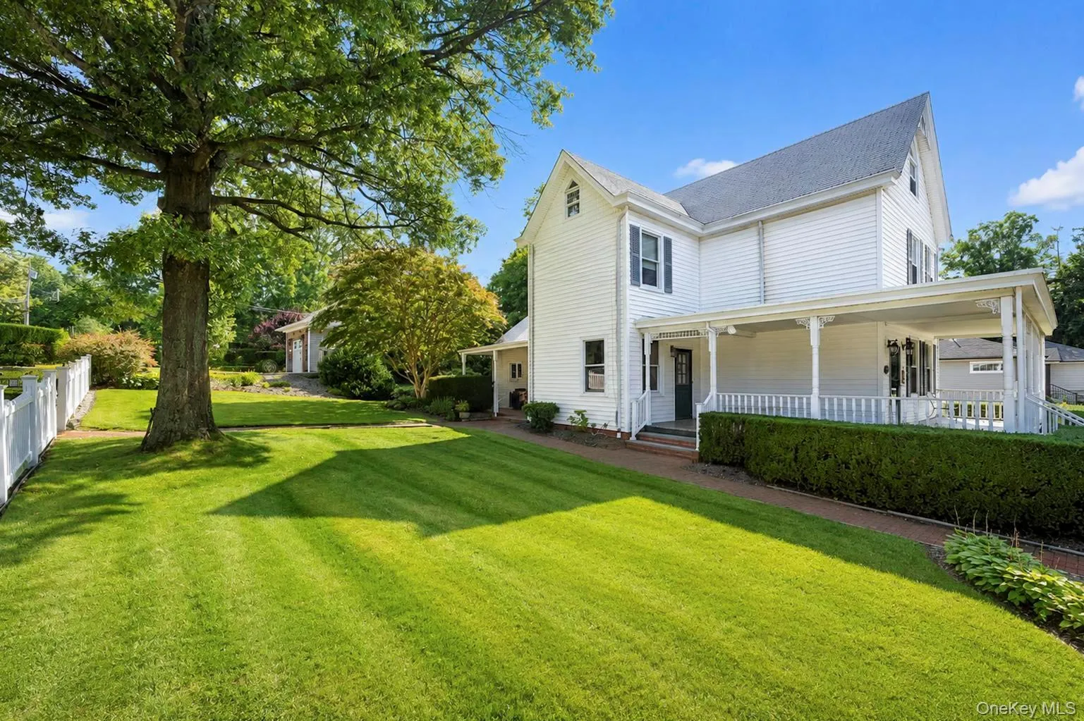 104 Bayville Avenue, Oyster Bay, NY, 3 Bedrooms Bedrooms, 7 Rooms Rooms,1 BathroomBathrooms,Residential,For Rent,Bayville,0,1043308 104 Bayville Avenue, Oyster Bay, NY, 3 Bedrooms Bedrooms, 7 Rooms Rooms,1 BathroomBathrooms,Residential,For Rent,Bayville,0,1043308