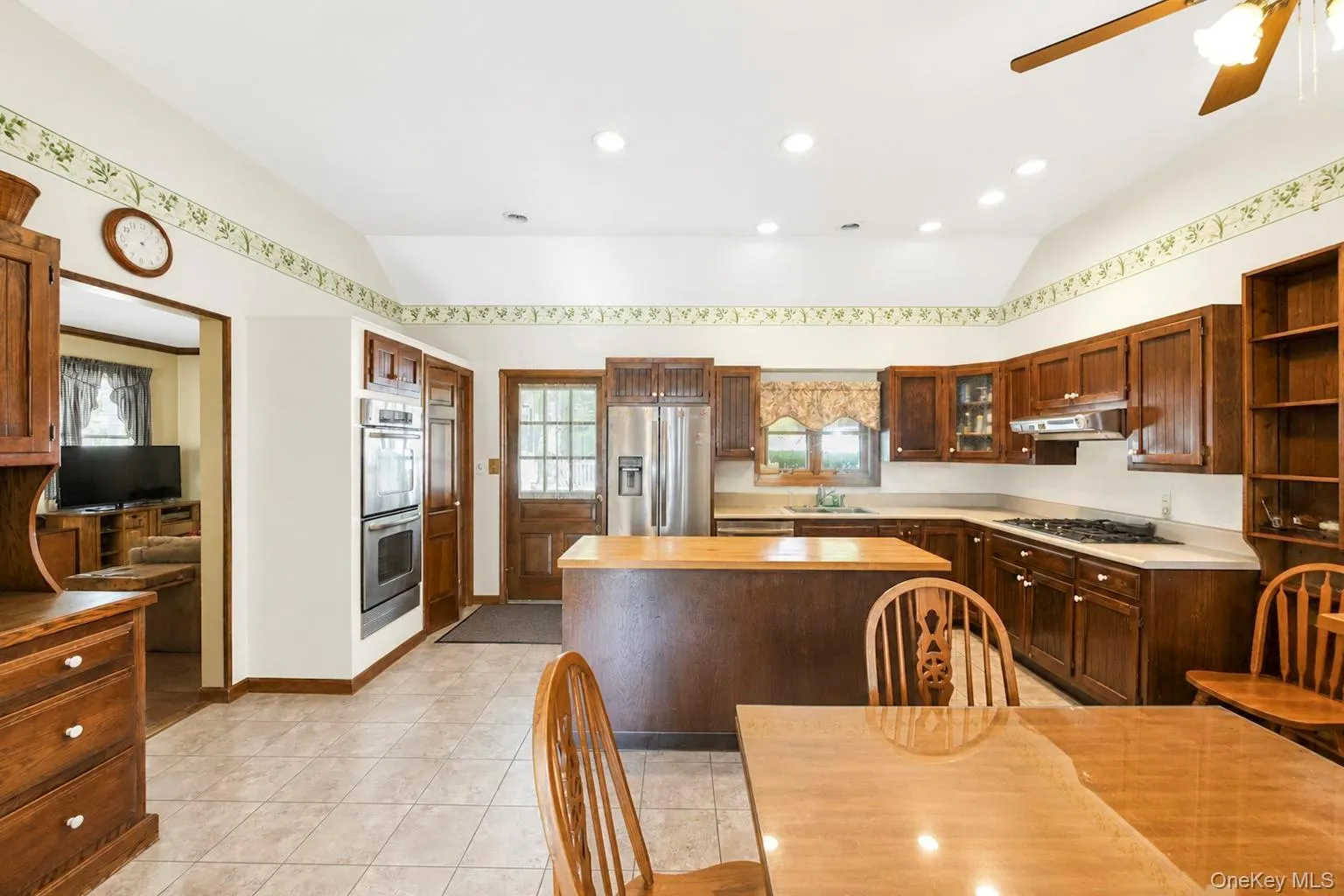 104 Bayville Avenue, Oyster Bay, NY, 3 Bedrooms Bedrooms, 7 Rooms Rooms,1 BathroomBathrooms,Residential,For Rent,Bayville,0,1043308 104 Bayville Avenue, Oyster Bay, NY, 3 Bedrooms Bedrooms, 7 Rooms Rooms,1 BathroomBathrooms,Residential,For Rent,Bayville,0,1043308