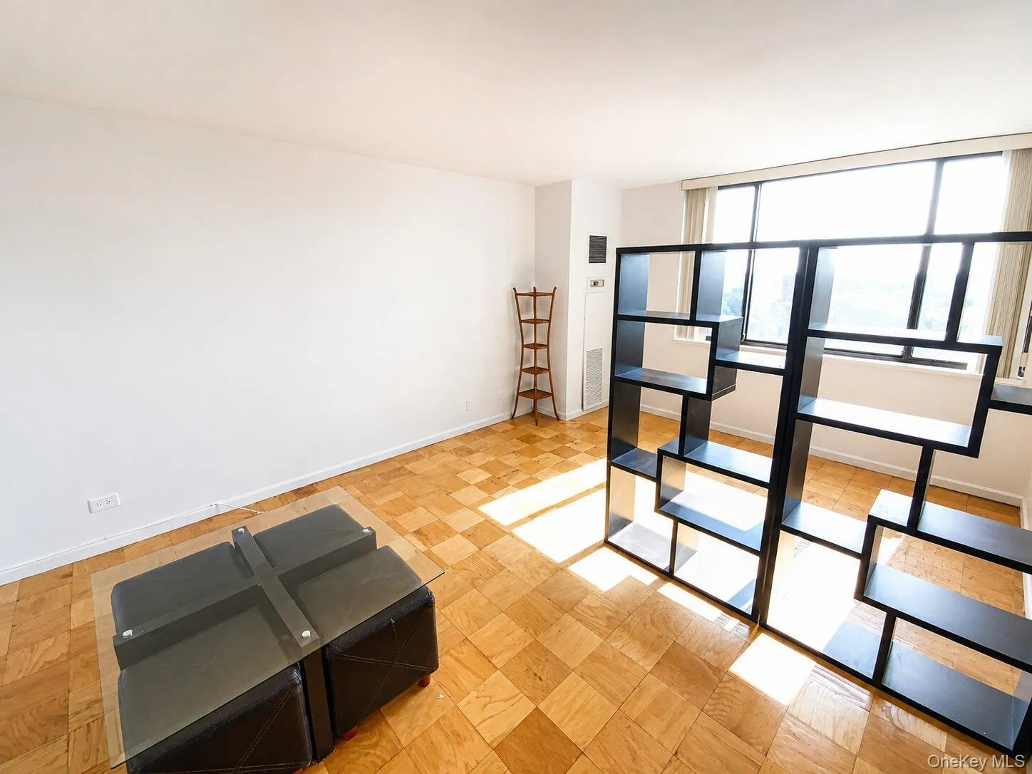 26910 Grand Central, New York, NY, 3 Rooms Rooms,1 BathroomBathrooms,Residential,For Rent,Grand Central,0,1043311 26910 Grand Central, New York, NY, 3 Rooms Rooms,1 BathroomBathrooms,Residential,For Rent,Grand Central,0,1043311