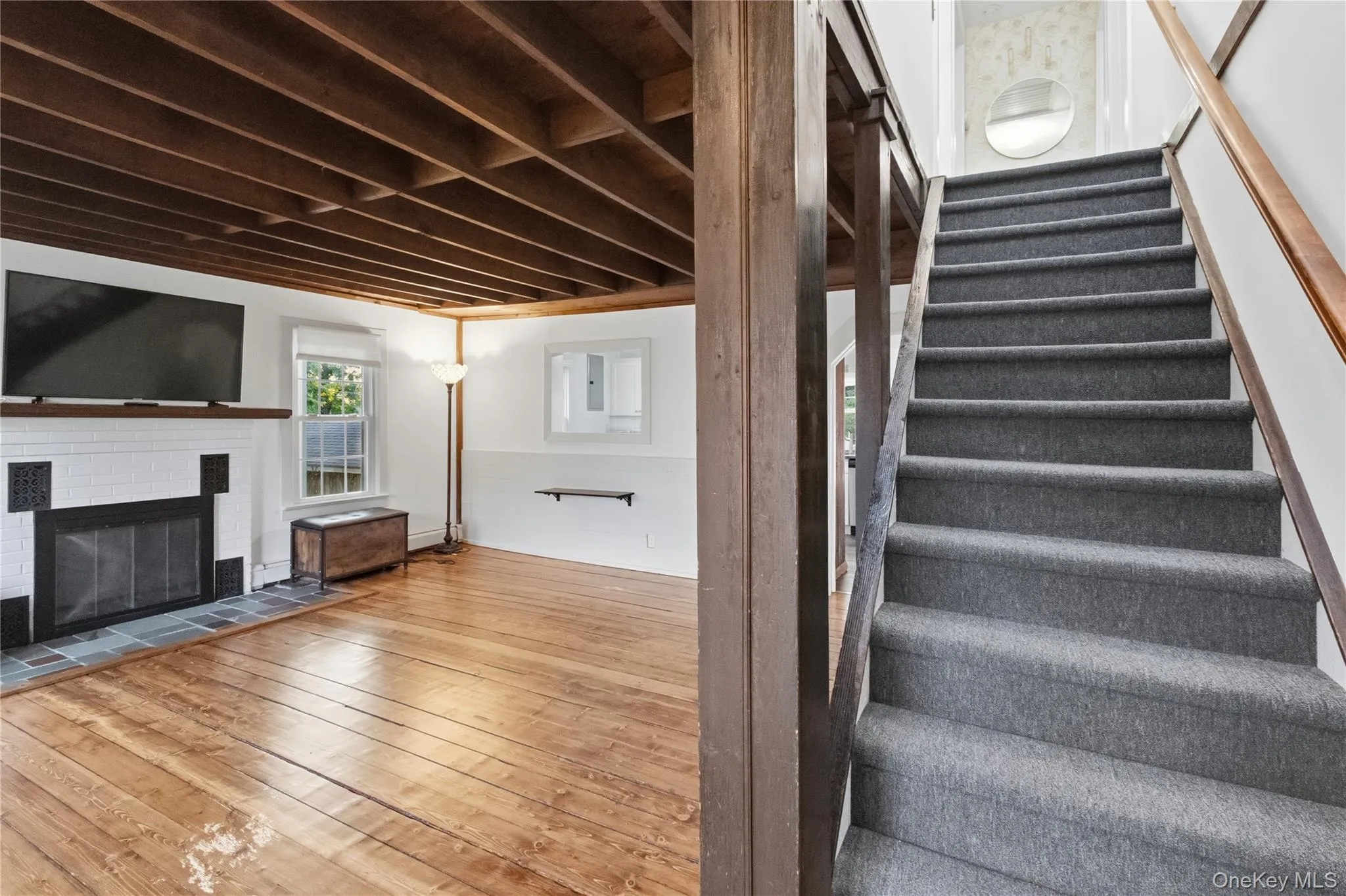 11 Bay Street, Oyster Bay, NY, 4 Bedrooms Bedrooms, 7 Rooms Rooms,2 BathroomsBathrooms,Residential Lease,For Rent,Bay,0,1043315 11 Bay Street, Oyster Bay, NY, 4 Bedrooms Bedrooms, 7 Rooms Rooms,2 BathroomsBathrooms,Residential Lease,For Rent,Bay,0,1043315