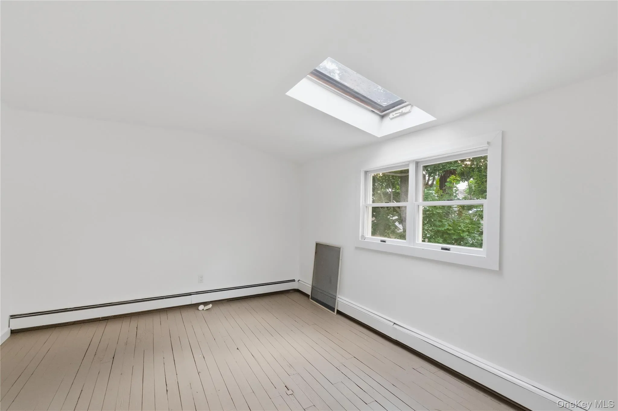 11 Bay Street, Oyster Bay, NY, 4 Bedrooms Bedrooms, 7 Rooms Rooms,2 BathroomsBathrooms,Residential Lease,For Rent,Bay,0,1043315 11 Bay Street, Oyster Bay, NY, 4 Bedrooms Bedrooms, 7 Rooms Rooms,2 BathroomsBathrooms,Residential Lease,For Rent,Bay,0,1043315