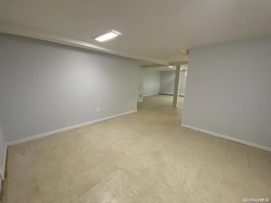 60 Gristmill Lane, North Hempstead, NY, 5 Bedrooms Bedrooms, 11 Rooms Rooms,3 BathroomsBathrooms,Residential Lease,For Rent,Gristmill,0,1043316 60 Gristmill Lane, North Hempstead, NY, 5 Bedrooms Bedrooms, 11 Rooms Rooms,3 BathroomsBathrooms,Residential Lease,For Rent,Gristmill,0,1043316