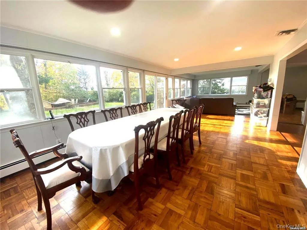 60 Gristmill Lane, North Hempstead, NY, 5 Bedrooms Bedrooms, 11 Rooms Rooms,3 BathroomsBathrooms,Residential Lease,For Rent,Gristmill,0,1043316 60 Gristmill Lane, North Hempstead, NY, 5 Bedrooms Bedrooms, 11 Rooms Rooms,3 BathroomsBathrooms,Residential Lease,For Rent,Gristmill,0,1043316