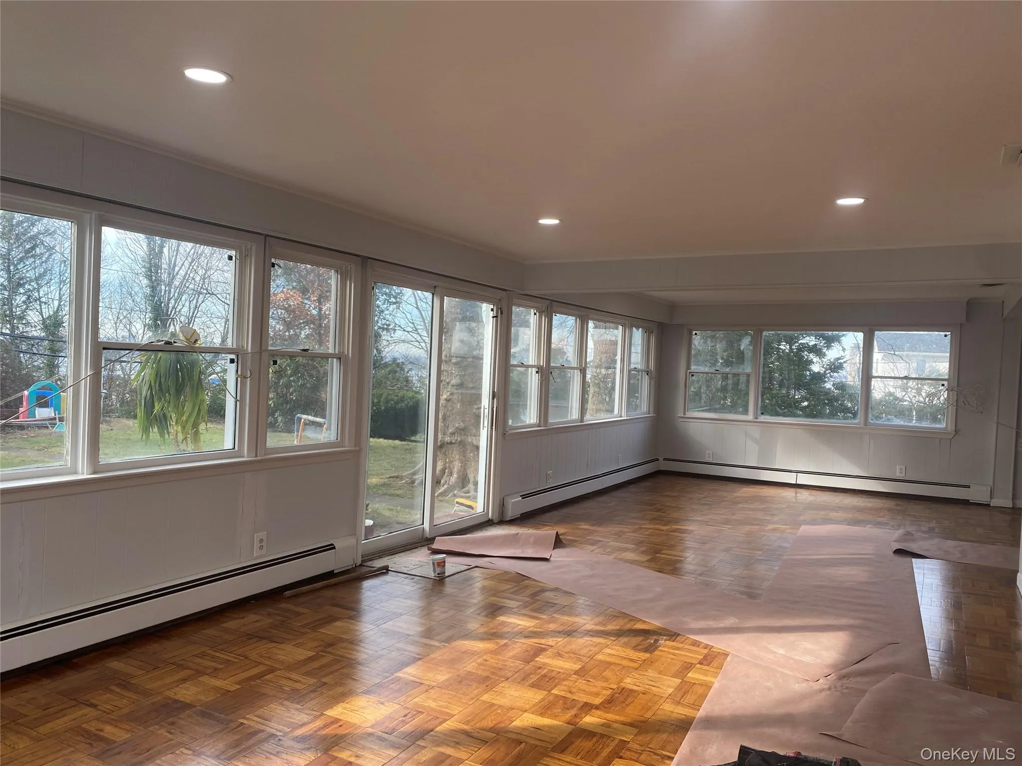 60 Gristmill Lane, North Hempstead, NY, 5 Bedrooms Bedrooms, 11 Rooms Rooms,3 BathroomsBathrooms,Residential Lease,For Rent,Gristmill,0,1043316 60 Gristmill Lane, North Hempstead, NY, 5 Bedrooms Bedrooms, 11 Rooms Rooms,3 BathroomsBathrooms,Residential Lease,For Rent,Gristmill,0,1043316