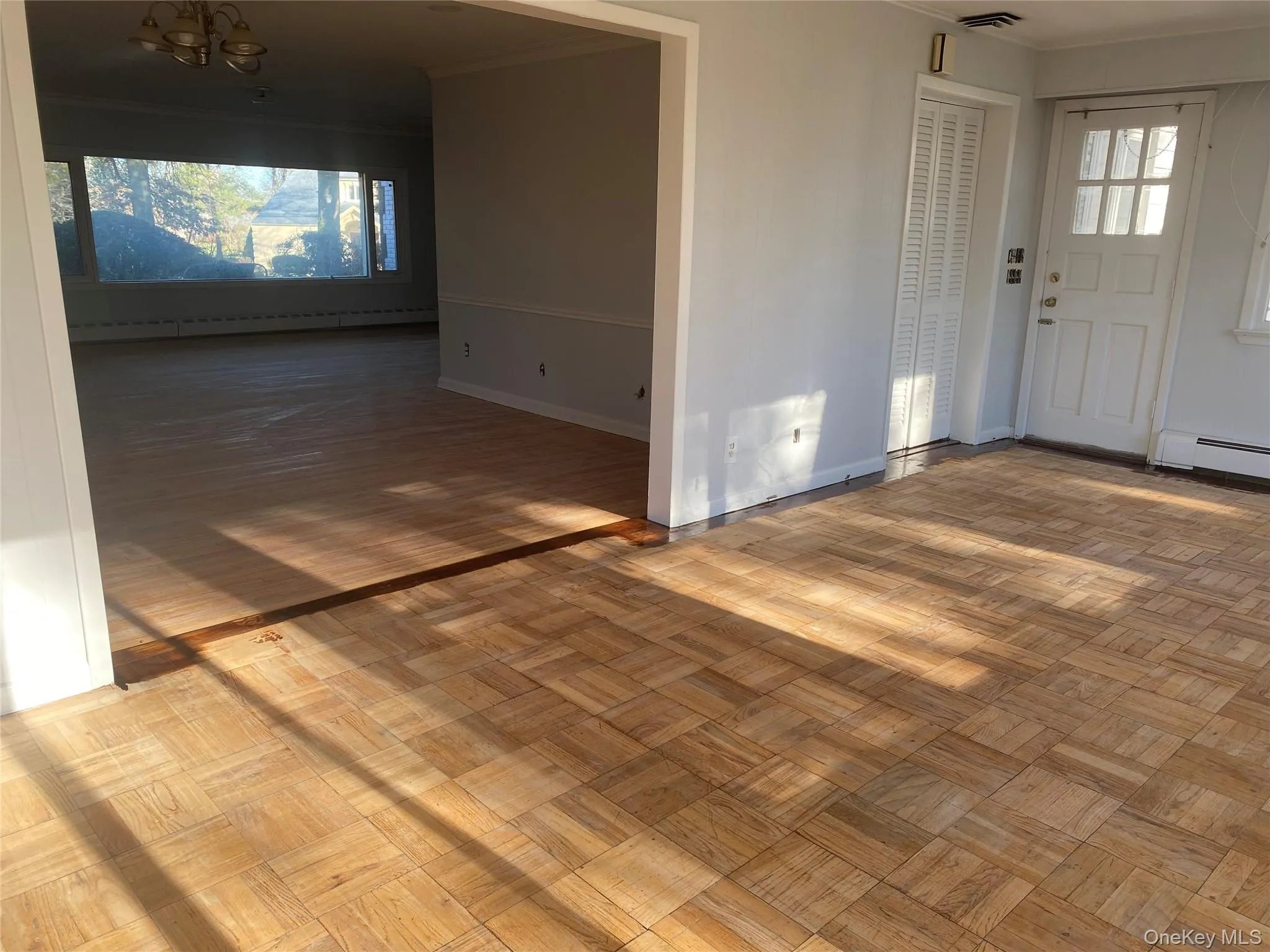 60 Gristmill Lane, North Hempstead, NY, 5 Bedrooms Bedrooms, 11 Rooms Rooms,3 BathroomsBathrooms,Residential Lease,For Rent,Gristmill,0,1043316 60 Gristmill Lane, North Hempstead, NY, 5 Bedrooms Bedrooms, 11 Rooms Rooms,3 BathroomsBathrooms,Residential Lease,For Rent,Gristmill,0,1043316