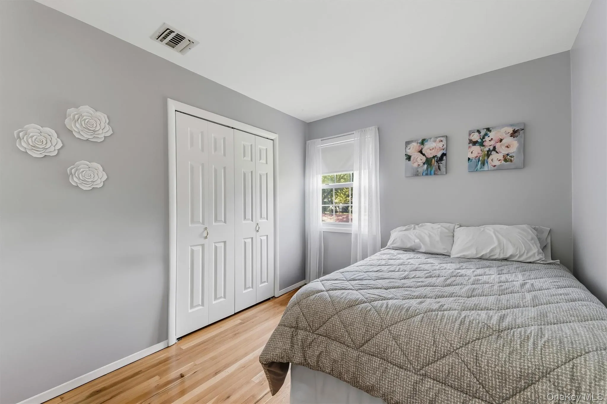 15 Cindy Lane, Woodbury, NY, 4 Bedrooms Bedrooms, 11 Rooms Rooms,2 BathroomsBathrooms,Residential,For Rent,Cindy,0,1043320 15 Cindy Lane, Woodbury, NY, 4 Bedrooms Bedrooms, 11 Rooms Rooms,2 BathroomsBathrooms,Residential,For Rent,Cindy,0,1043320
