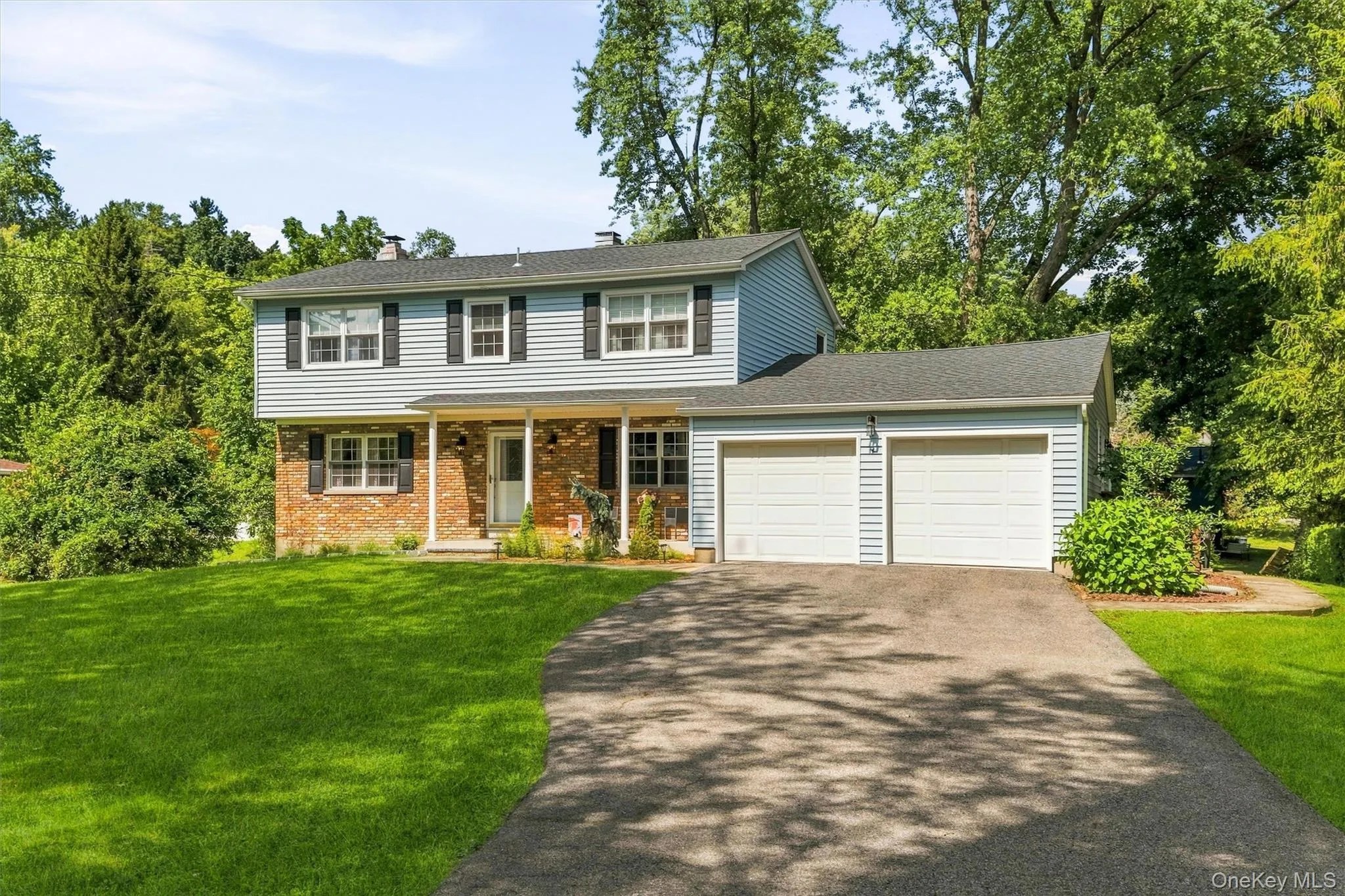 15 Cindy Lane, Woodbury, NY, 4 Bedrooms Bedrooms, 11 Rooms Rooms,2 BathroomsBathrooms,Residential,For Rent,Cindy,0,1043320 15 Cindy Lane, Woodbury, NY, 4 Bedrooms Bedrooms, 11 Rooms Rooms,2 BathroomsBathrooms,Residential,For Rent,Cindy,0,1043320