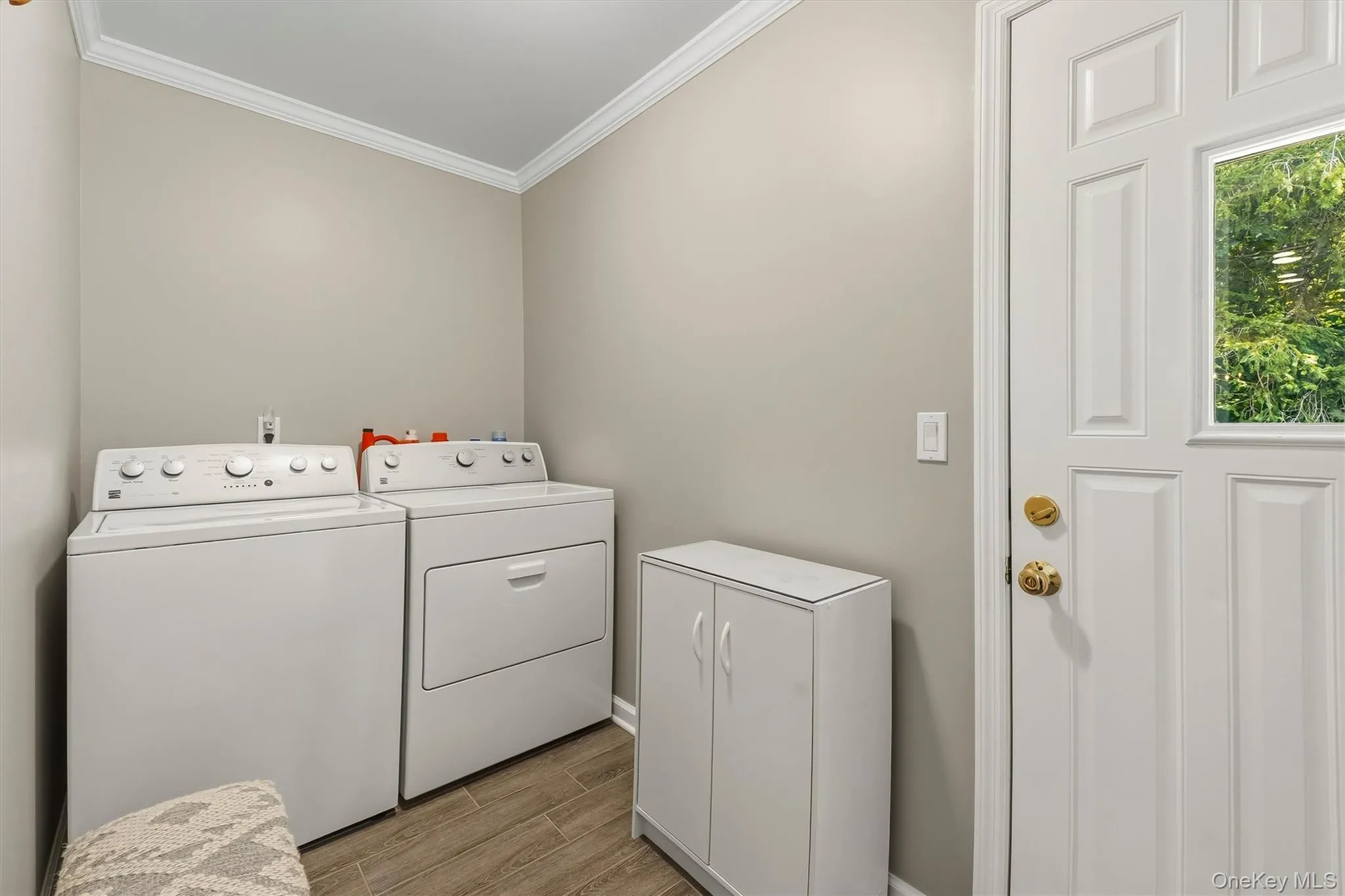 15 Cindy Lane, Woodbury, NY, 4 Bedrooms Bedrooms, 11 Rooms Rooms,2 BathroomsBathrooms,Residential,For Rent,Cindy,0,1043320 15 Cindy Lane, Woodbury, NY, 4 Bedrooms Bedrooms, 11 Rooms Rooms,2 BathroomsBathrooms,Residential,For Rent,Cindy,0,1043320
