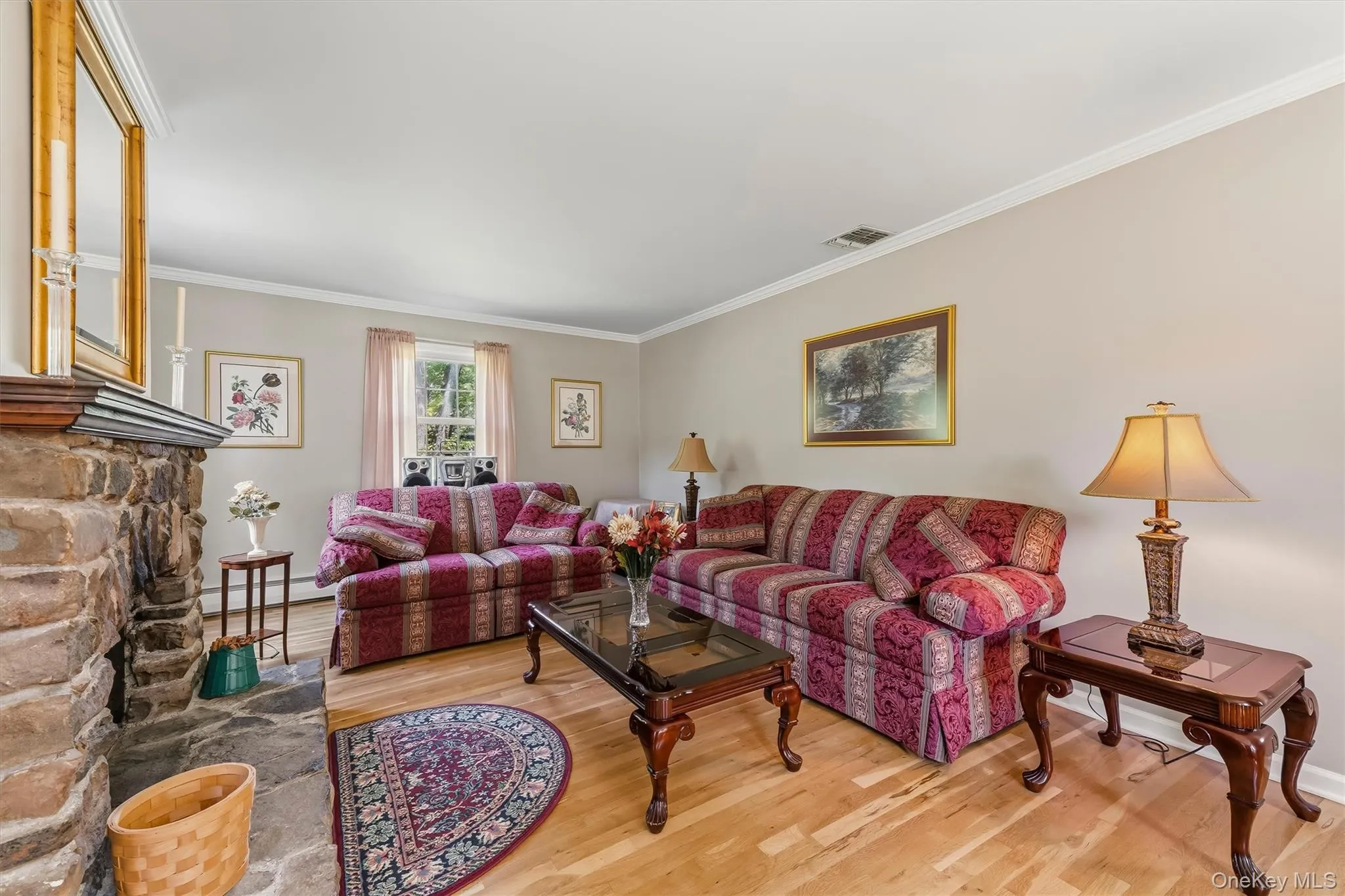 15 Cindy Lane, Woodbury, NY, 4 Bedrooms Bedrooms, 11 Rooms Rooms,2 BathroomsBathrooms,Residential,For Rent,Cindy,0,1043320 15 Cindy Lane, Woodbury, NY, 4 Bedrooms Bedrooms, 11 Rooms Rooms,2 BathroomsBathrooms,Residential,For Rent,Cindy,0,1043320