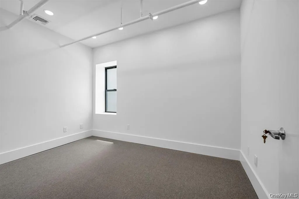 705 Middle Neck Rd. #304, North Hempstead, NY, ,Commercial Lease,For Rent,Middle Neck Rd. #304,0,1043321 705 Middle Neck Rd. #304, North Hempstead, NY, ,Commercial Lease,For Rent,Middle Neck Rd. #304,0,1043321