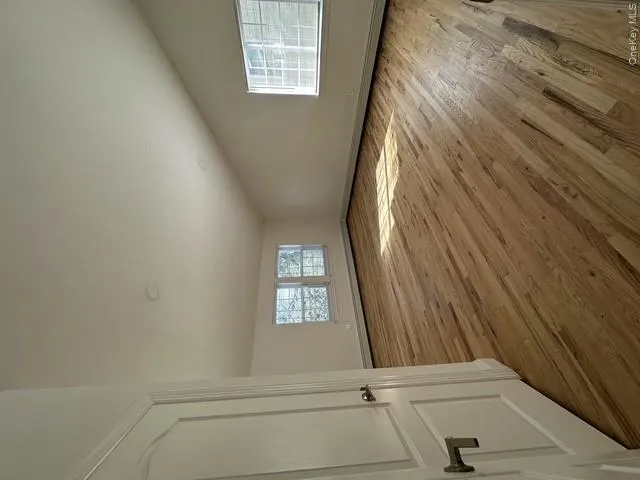 37 Hickory Road, North Hempstead, NY , With , 3 Bedroom , and , 5 Room , 2 Bathroom , For , Residential Lease , For Rent , 1043335 , MLSID,1043335 37 Hickory Road, North Hempstead, NY , With , 3 Bedroom , and , 5 Room , 2 Bathroom , For , Residential Lease , For Rent , 1043335 , MLSID,1043335