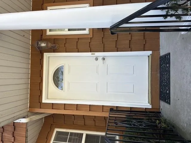 37 Hickory Road, North Hempstead, NY , With , 3 Bedroom , and , 5 Room , 2 Bathroom , For , Residential Lease , For Rent , 1043335 , MLSID,1043335 37 Hickory Road, North Hempstead, NY , With , 3 Bedroom , and , 5 Room , 2 Bathroom , For , Residential Lease , For Rent , 1043335 , MLSID,1043335