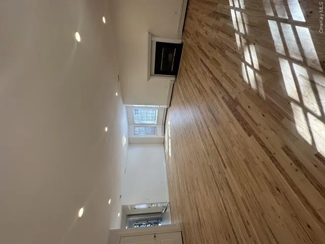 37 Hickory Road, North Hempstead, NY , With , 3 Bedroom , and , 5 Room , 2 Bathroom , For , Residential Lease , For Rent , 1043335 , MLSID,1043335 37 Hickory Road, North Hempstead, NY , With , 3 Bedroom , and , 5 Room , 2 Bathroom , For , Residential Lease , For Rent , 1043335 , MLSID,1043335