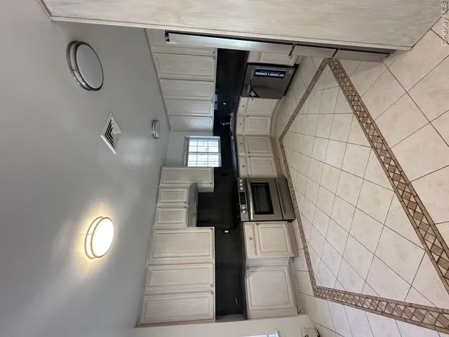 37 Hickory Road, North Hempstead, NY , With , 3 Bedroom , and , 5 Room , 2 Bathroom , For , Residential Lease , For Rent , 1043335 , MLSID,1043335 37 Hickory Road, North Hempstead, NY , With , 3 Bedroom , and , 5 Room , 2 Bathroom , For , Residential Lease , For Rent , 1043335 , MLSID,1043335