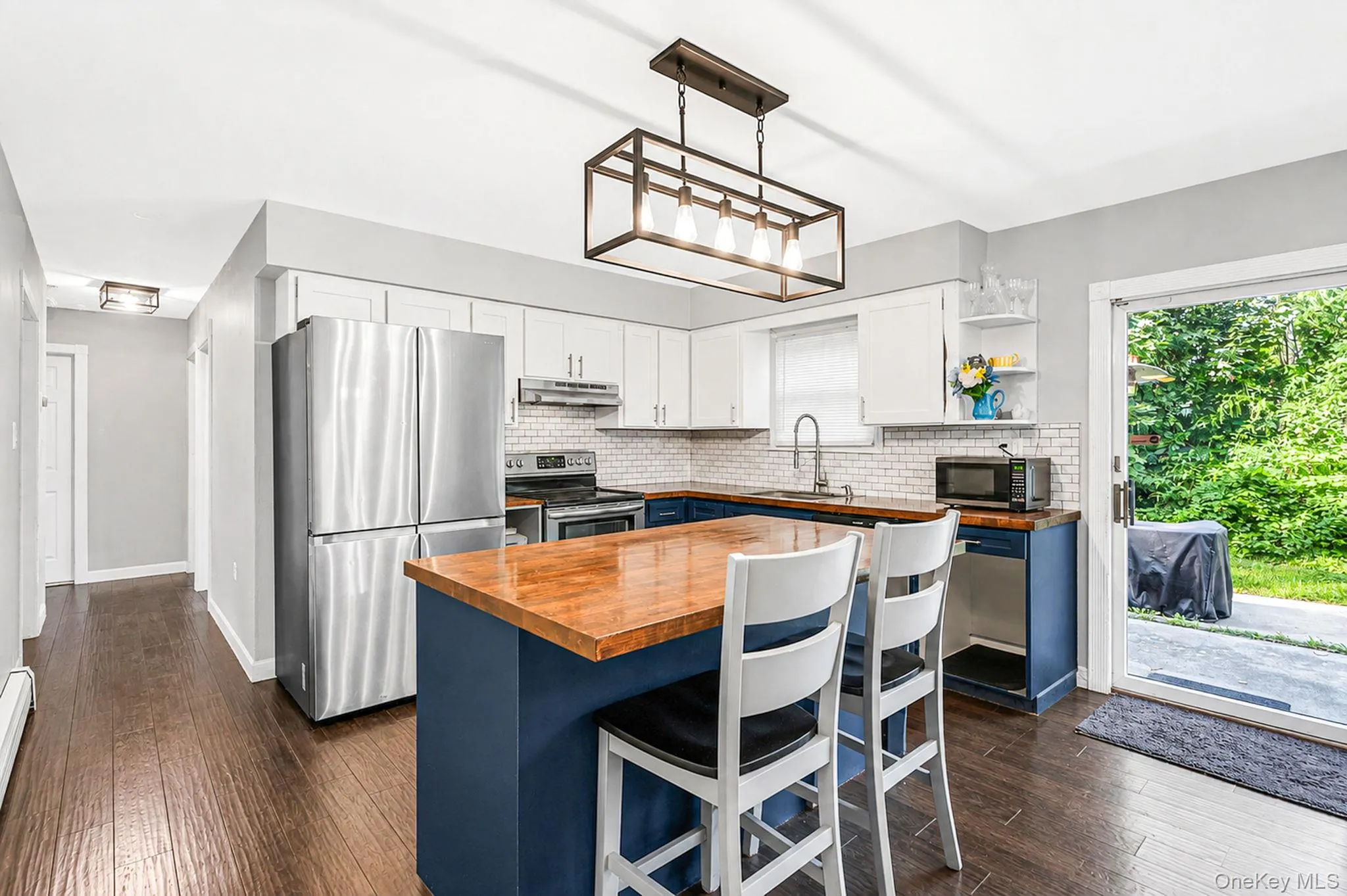 30 Ashland Street, Brookhaven, NY, 4 Bedrooms Bedrooms, 9 Rooms Rooms,2 BathroomsBathrooms,Residential,For Rent,Ashland,0,1043338 30 Ashland Street, Brookhaven, NY, 4 Bedrooms Bedrooms, 9 Rooms Rooms,2 BathroomsBathrooms,Residential,For Rent,Ashland,0,1043338