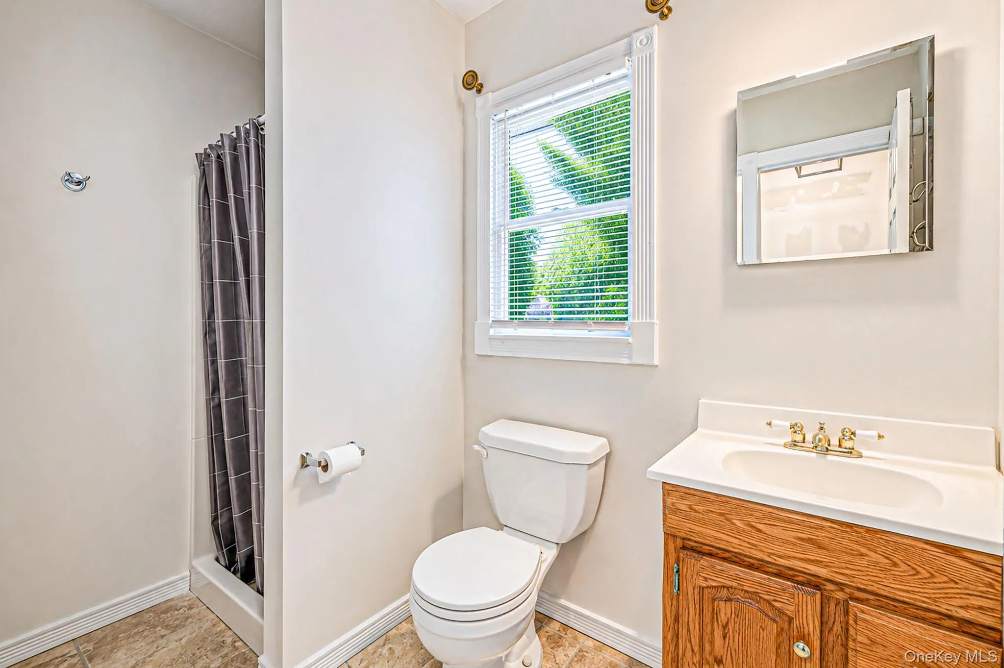 30 Ashland Street, Brookhaven, NY, 4 Bedrooms Bedrooms, 9 Rooms Rooms,2 BathroomsBathrooms,Residential,For Rent,Ashland,0,1043338 30 Ashland Street, Brookhaven, NY, 4 Bedrooms Bedrooms, 9 Rooms Rooms,2 BathroomsBathrooms,Residential,For Rent,Ashland,0,1043338