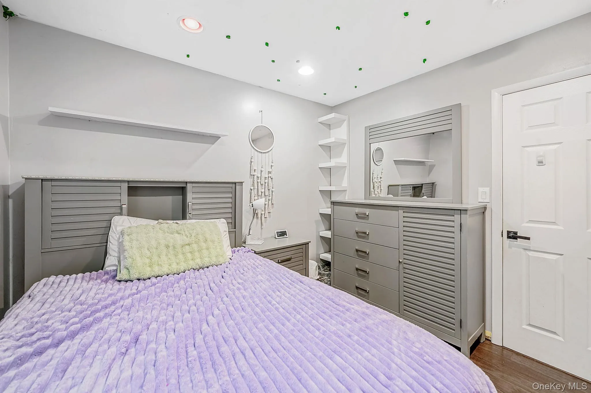 30 Ashland Street, Brookhaven, NY, 4 Bedrooms Bedrooms, 9 Rooms Rooms,2 BathroomsBathrooms,Residential,For Rent,Ashland,0,1043338 30 Ashland Street, Brookhaven, NY, 4 Bedrooms Bedrooms, 9 Rooms Rooms,2 BathroomsBathrooms,Residential,For Rent,Ashland,0,1043338