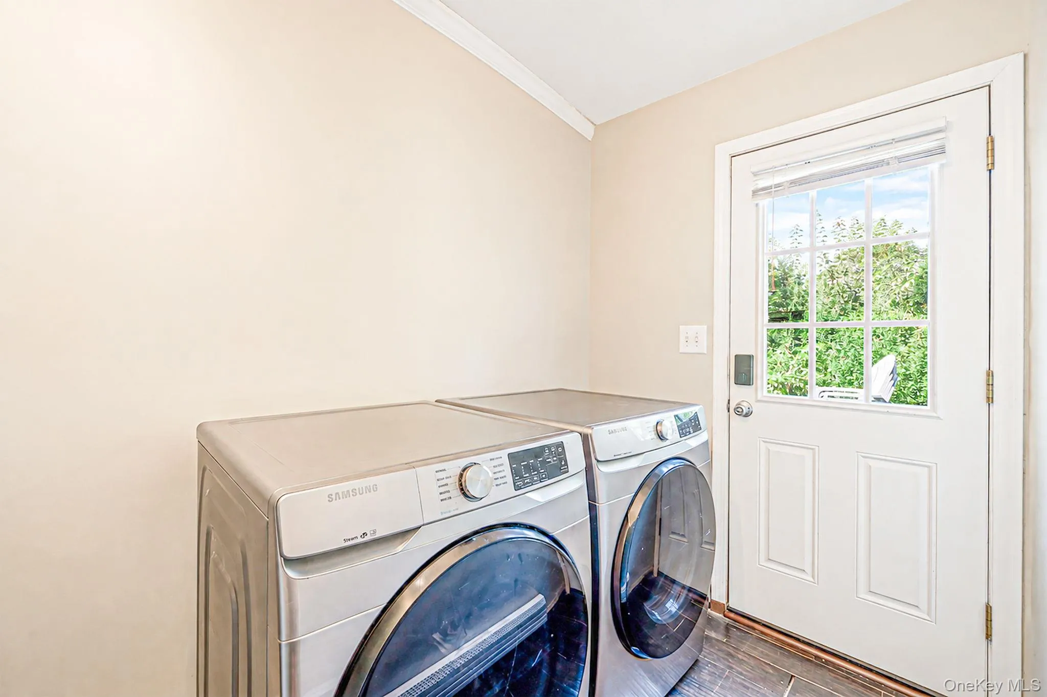 30 Ashland Street, Brookhaven, NY, 4 Bedrooms Bedrooms, 9 Rooms Rooms,2 BathroomsBathrooms,Residential,For Rent,Ashland,0,1043338 30 Ashland Street, Brookhaven, NY, 4 Bedrooms Bedrooms, 9 Rooms Rooms,2 BathroomsBathrooms,Residential,For Rent,Ashland,0,1043338