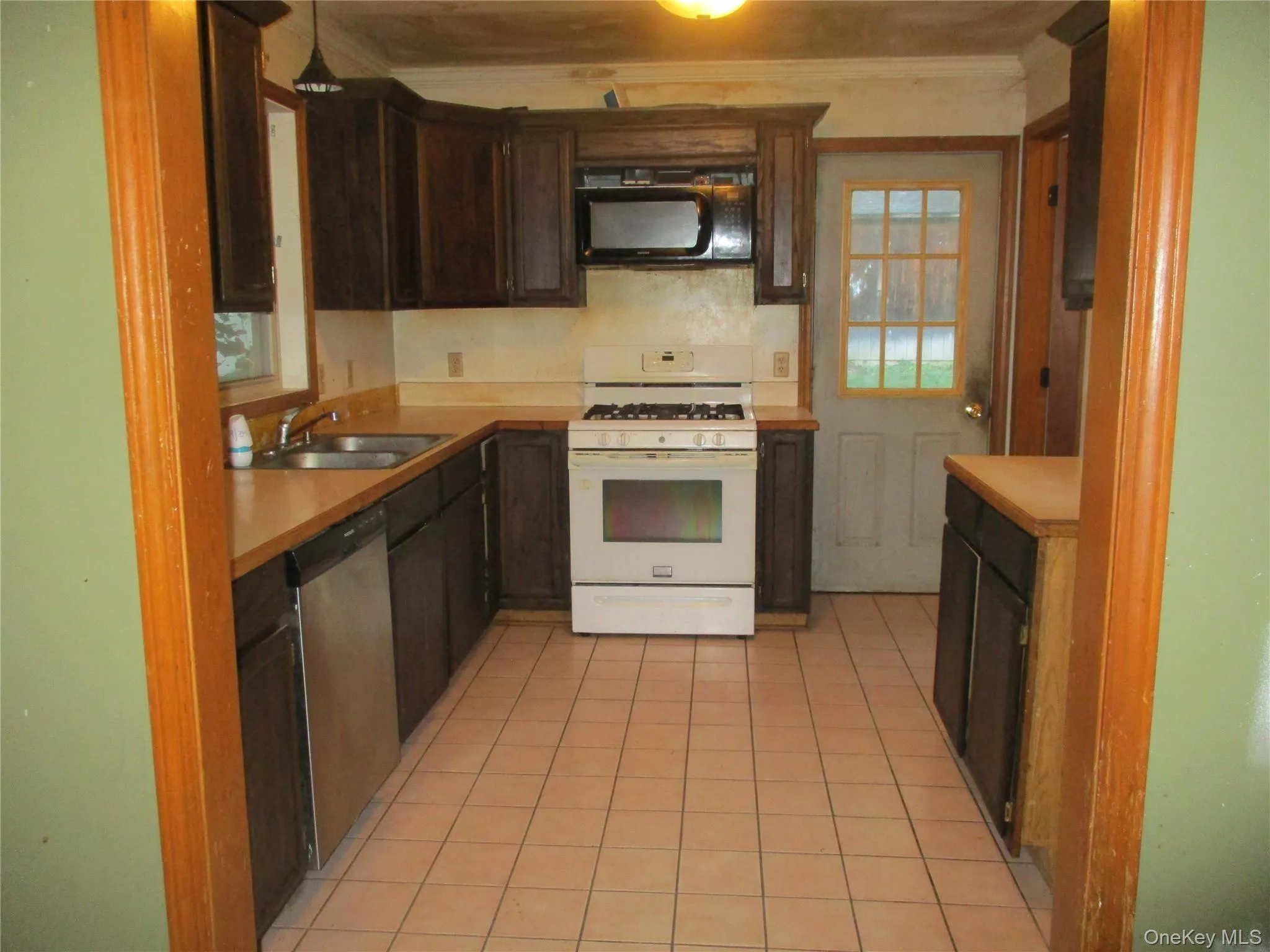 24 Fairview Avenue, Montgomery, NY, 4 Bedrooms Bedrooms, 7 Rooms Rooms,3 BathroomsBathrooms,Residential,For Rent,Fairview,0,1043339 24 Fairview Avenue, Montgomery, NY, 4 Bedrooms Bedrooms, 7 Rooms Rooms,3 BathroomsBathrooms,Residential,For Rent,Fairview,0,1043339