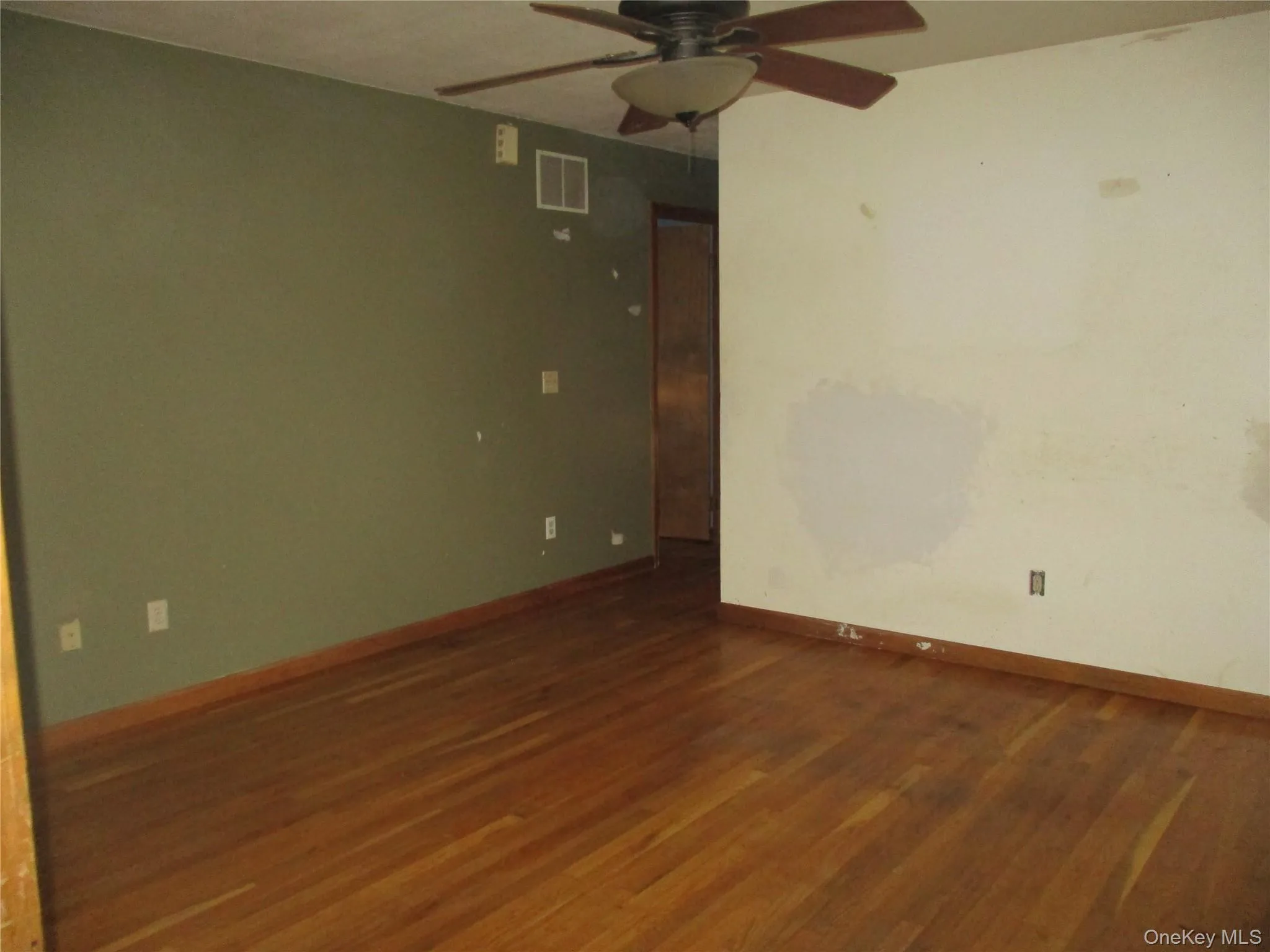 24 Fairview Avenue, Montgomery, NY, 4 Bedrooms Bedrooms, 7 Rooms Rooms,3 BathroomsBathrooms,Residential,For Rent,Fairview,0,1043339 24 Fairview Avenue, Montgomery, NY, 4 Bedrooms Bedrooms, 7 Rooms Rooms,3 BathroomsBathrooms,Residential,For Rent,Fairview,0,1043339