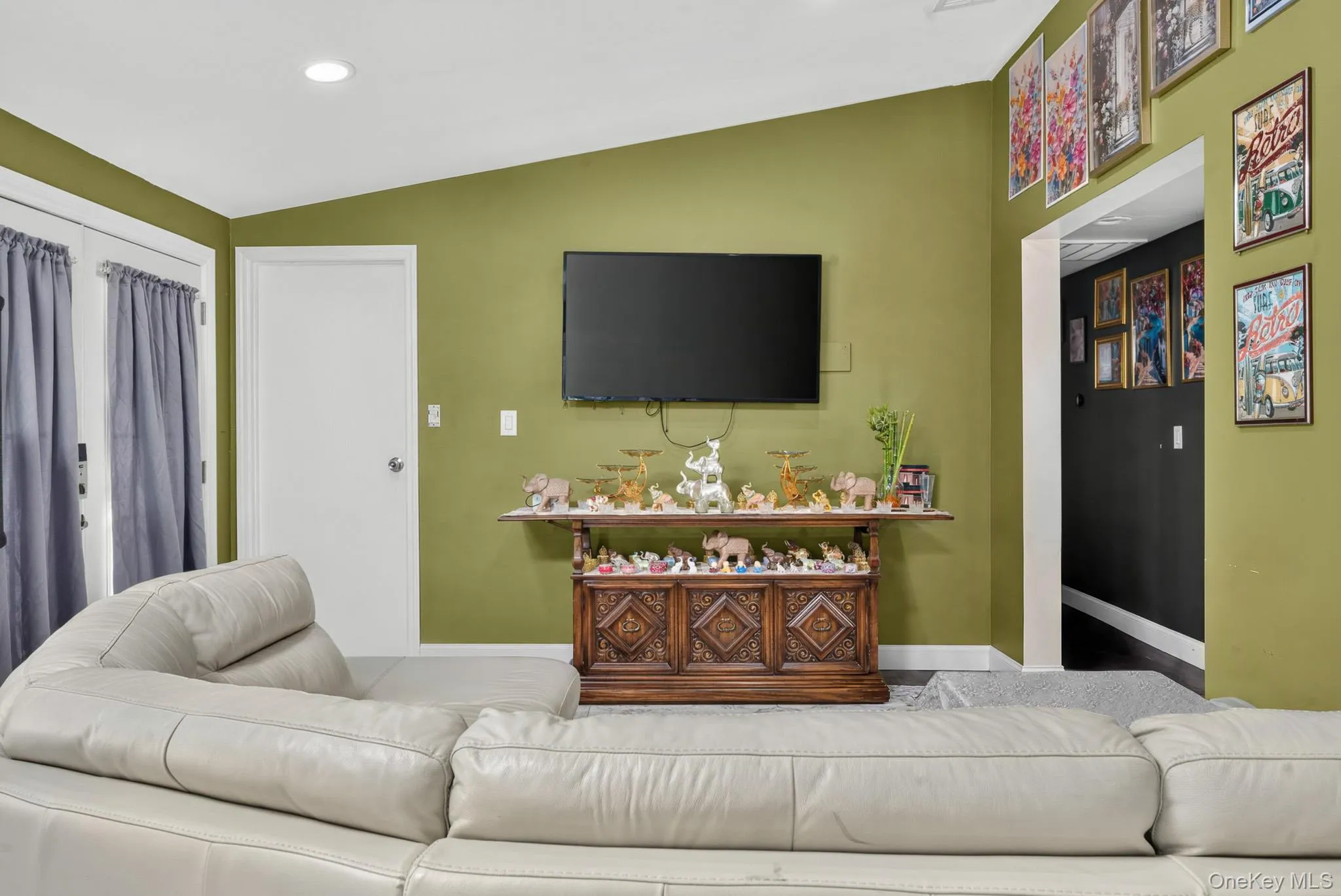 142 27th Street, Babylon, NY, 5 Bedrooms Bedrooms, 10 Rooms Rooms,2 BathroomsBathrooms,Residential,For Rent,27th,0,1043340 142 27th Street, Babylon, NY, 5 Bedrooms Bedrooms, 10 Rooms Rooms,2 BathroomsBathrooms,Residential,For Rent,27th,0,1043340
