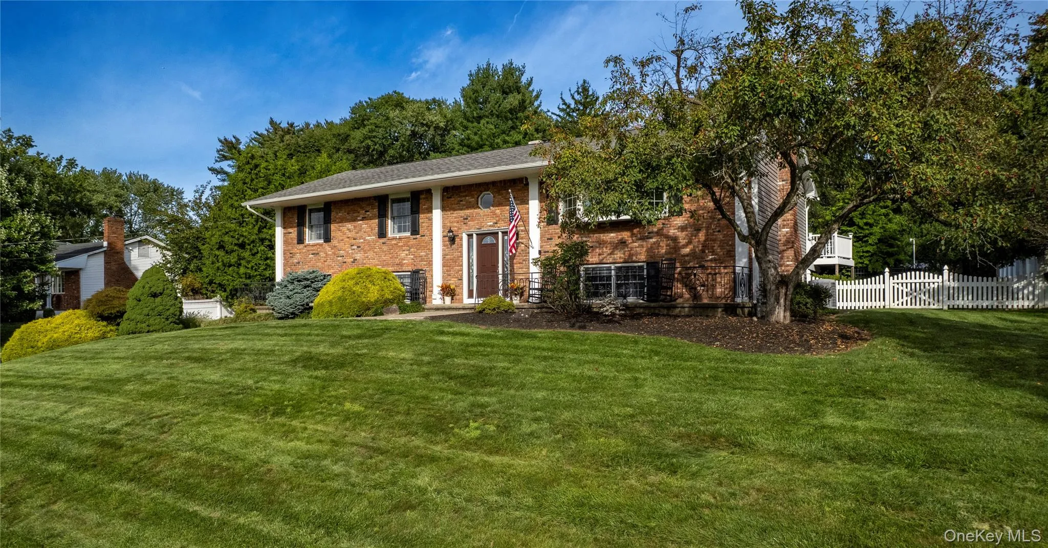 619 Russet Road, Clarkstown, NY, 4 Bedrooms Bedrooms, 9 Rooms Rooms,3 BathroomsBathrooms,Residential,For Rent,Russet,0,1043344 619 Russet Road, Clarkstown, NY, 4 Bedrooms Bedrooms, 9 Rooms Rooms,3 BathroomsBathrooms,Residential,For Rent,Russet,0,1043344