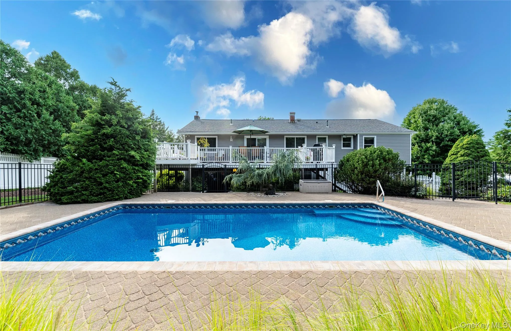 619 Russet Road, Clarkstown, NY, 4 Bedrooms Bedrooms, 9 Rooms Rooms,3 BathroomsBathrooms,Residential,For Rent,Russet,0,1043344 619 Russet Road, Clarkstown, NY, 4 Bedrooms Bedrooms, 9 Rooms Rooms,3 BathroomsBathrooms,Residential,For Rent,Russet,0,1043344