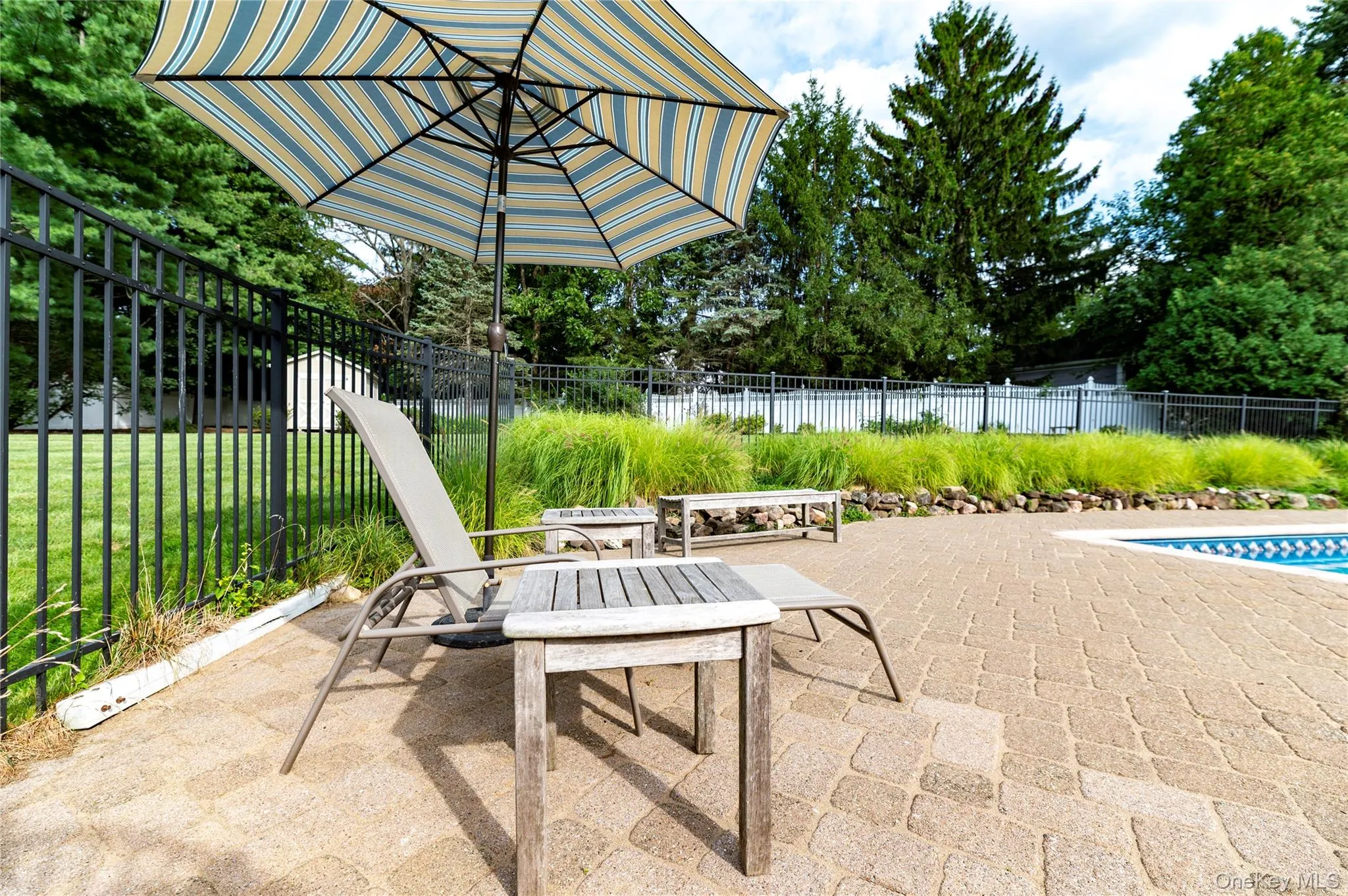 619 Russet Road, Clarkstown, NY, 4 Bedrooms Bedrooms, 9 Rooms Rooms,3 BathroomsBathrooms,Residential,For Rent,Russet,0,1043344 619 Russet Road, Clarkstown, NY, 4 Bedrooms Bedrooms, 9 Rooms Rooms,3 BathroomsBathrooms,Residential,For Rent,Russet,0,1043344