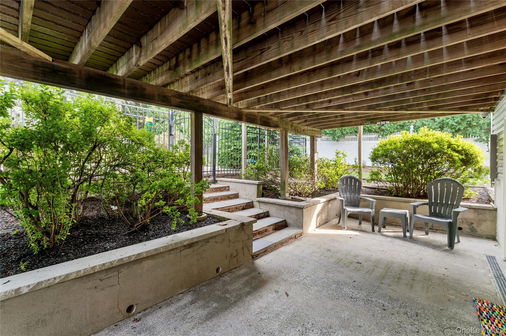 619 Russet Road, Clarkstown, NY, 4 Bedrooms Bedrooms, 9 Rooms Rooms,3 BathroomsBathrooms,Residential,For Rent,Russet,0,1043344 619 Russet Road, Clarkstown, NY, 4 Bedrooms Bedrooms, 9 Rooms Rooms,3 BathroomsBathrooms,Residential,For Rent,Russet,0,1043344