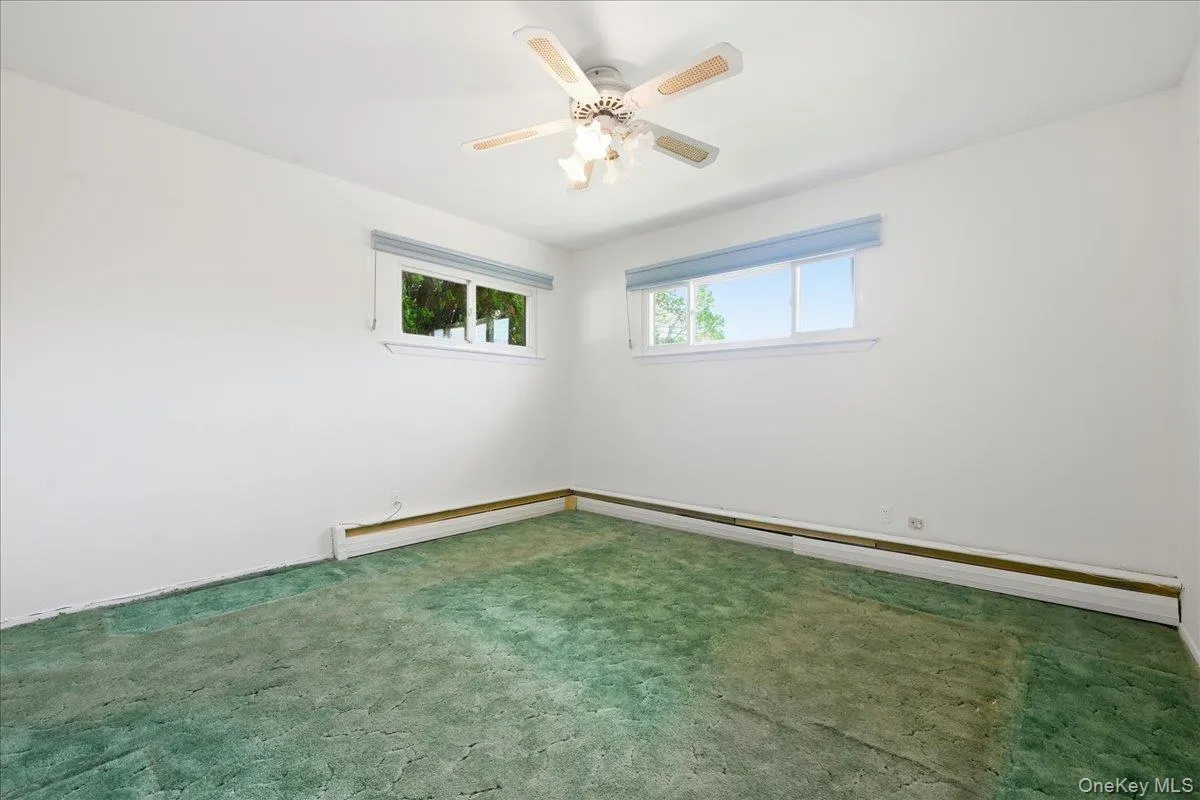 3695 Waverly Avenue, Hempstead, NY, 4 Bedrooms Bedrooms, 8 Rooms Rooms,2 BathroomsBathrooms,Residential,For Rent,Waverly,0,1043345 3695 Waverly Avenue, Hempstead, NY, 4 Bedrooms Bedrooms, 8 Rooms Rooms,2 BathroomsBathrooms,Residential,For Rent,Waverly,0,1043345
