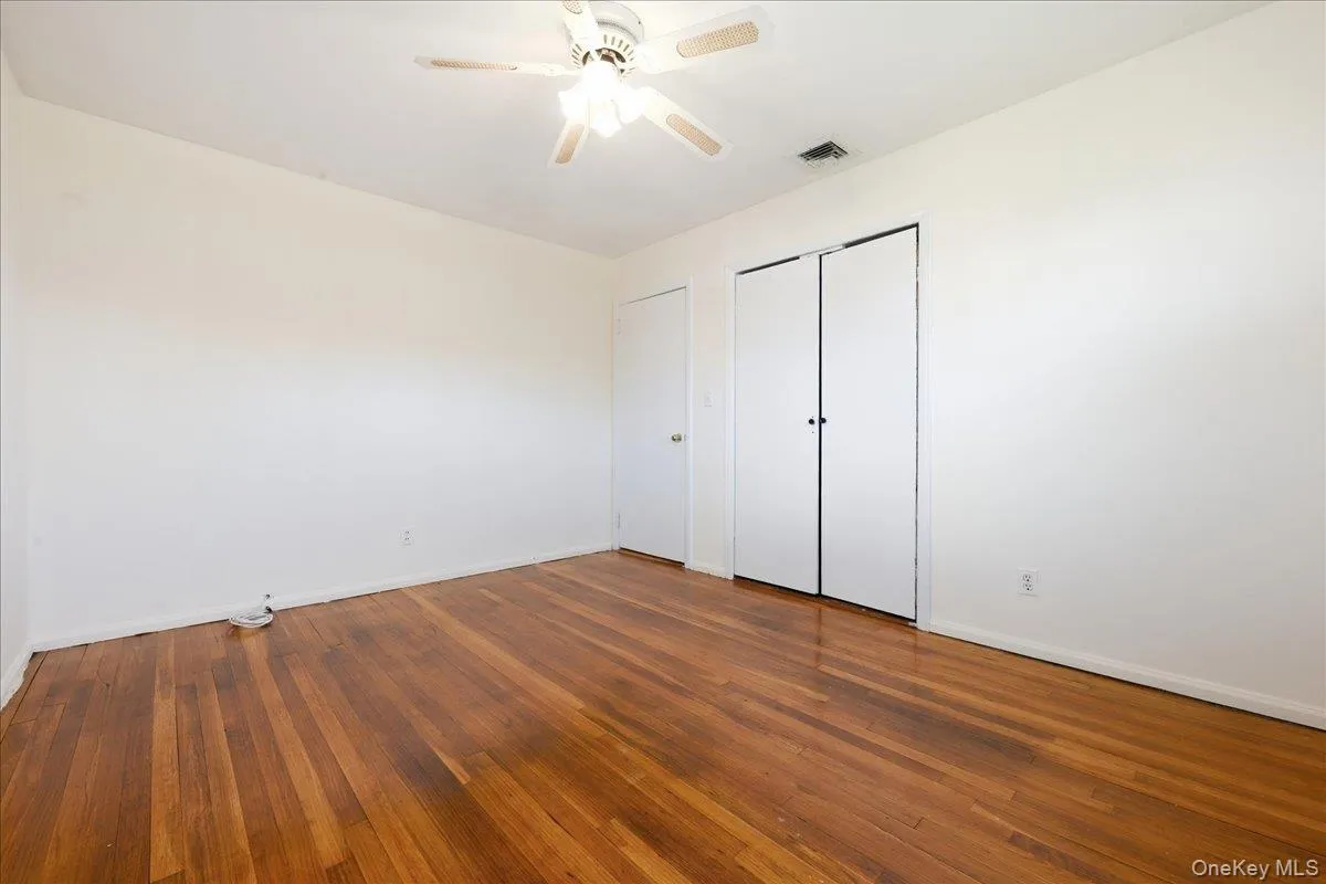 3695 Waverly Avenue, Hempstead, NY, 4 Bedrooms Bedrooms, 8 Rooms Rooms,2 BathroomsBathrooms,Residential,For Rent,Waverly,0,1043345 3695 Waverly Avenue, Hempstead, NY, 4 Bedrooms Bedrooms, 8 Rooms Rooms,2 BathroomsBathrooms,Residential,For Rent,Waverly,0,1043345