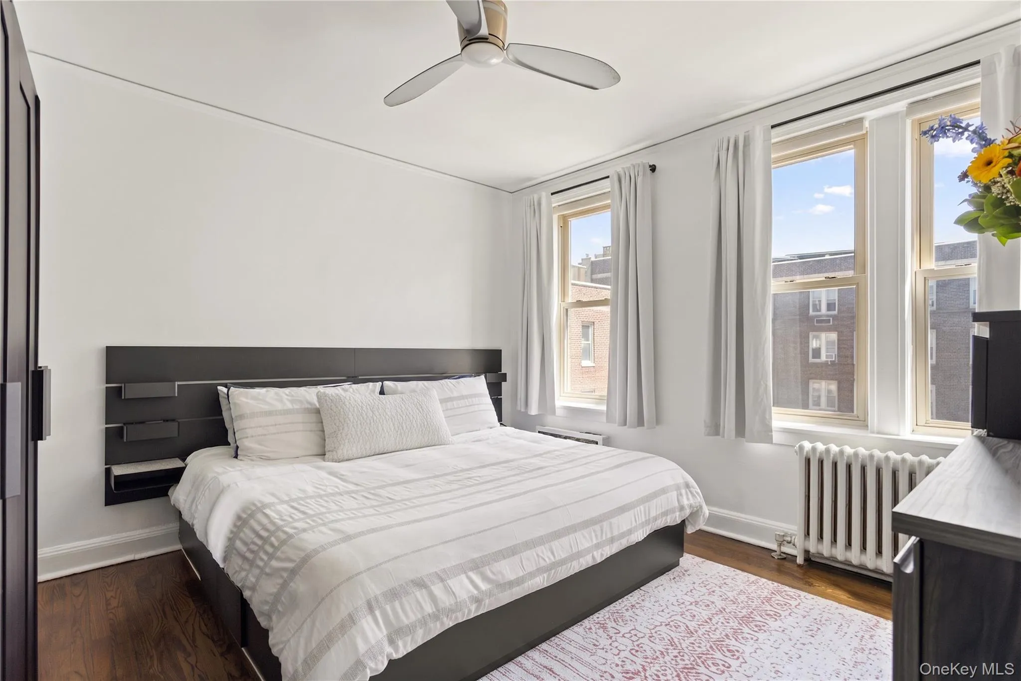 43-10 48th Avenue, New York, NY, 1 Bedroom Bedrooms, 3 Rooms Rooms,1 BathroomBathrooms,Residential,For Rent,48th,0,1043348 43-10 48th Avenue, New York, NY, 1 Bedroom Bedrooms, 3 Rooms Rooms,1 BathroomBathrooms,Residential,For Rent,48th,0,1043348