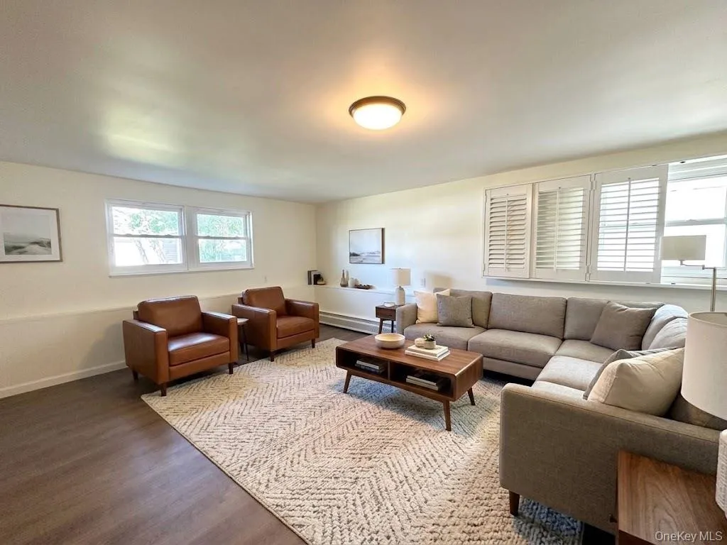 17 Marina Road, Hempstead, NY, 3 Bedroom Bedrooms, 5 Room Rooms,1 BathroomBathrooms,Residential Lease,For Rent,Marina,0,1043357 17 Marina Road, Hempstead, NY, 3 Bedroom Bedrooms, 5 Room Rooms,1 BathroomBathrooms,Residential Lease,For Rent,Marina,0,1043357