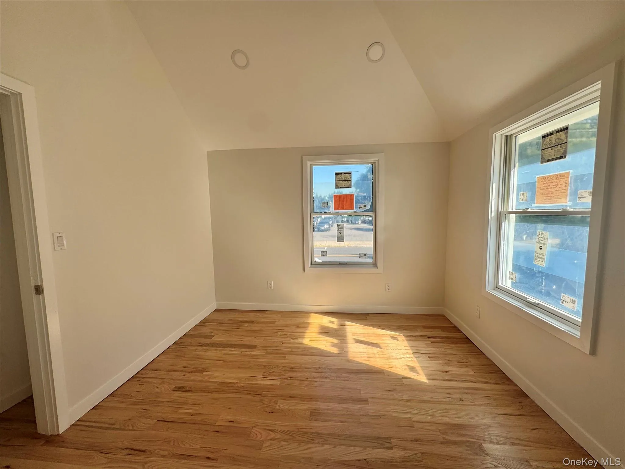 98 Steamboat Road, North Hempstead, NY, 3 Bedrooms Bedrooms, 5 Rooms Rooms,1 BathroomBathrooms,Residential,For Rent,Steamboat,0,1043360 98 Steamboat Road, North Hempstead, NY, 3 Bedrooms Bedrooms, 5 Rooms Rooms,1 BathroomBathrooms,Residential,For Rent,Steamboat,0,1043360