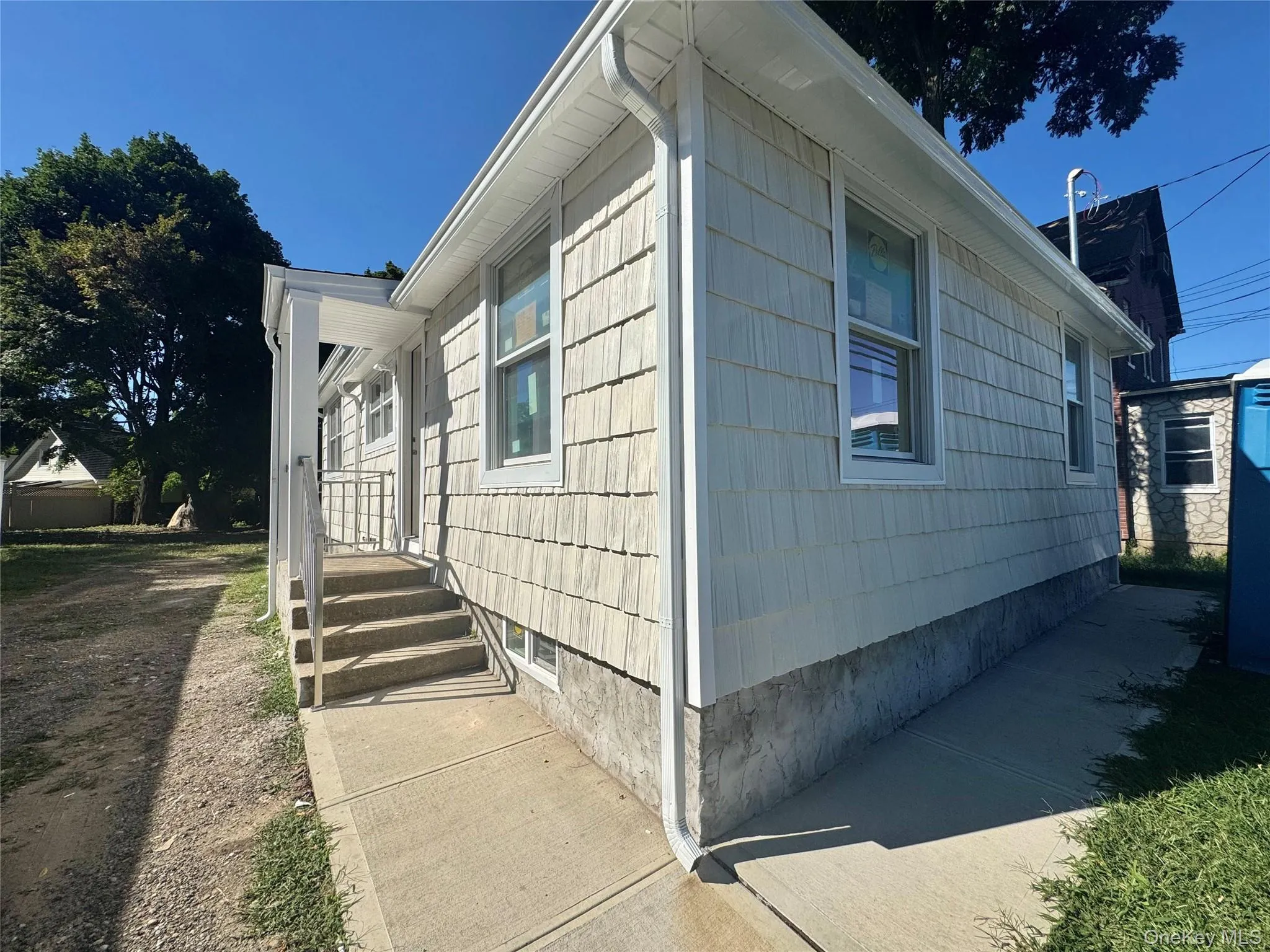 98 Steamboat Road, North Hempstead, NY, 3 Bedrooms Bedrooms, 5 Rooms Rooms,1 BathroomBathrooms,Residential,For Rent,Steamboat,0,1043360 98 Steamboat Road, North Hempstead, NY, 3 Bedrooms Bedrooms, 5 Rooms Rooms,1 BathroomBathrooms,Residential,For Rent,Steamboat,0,1043360