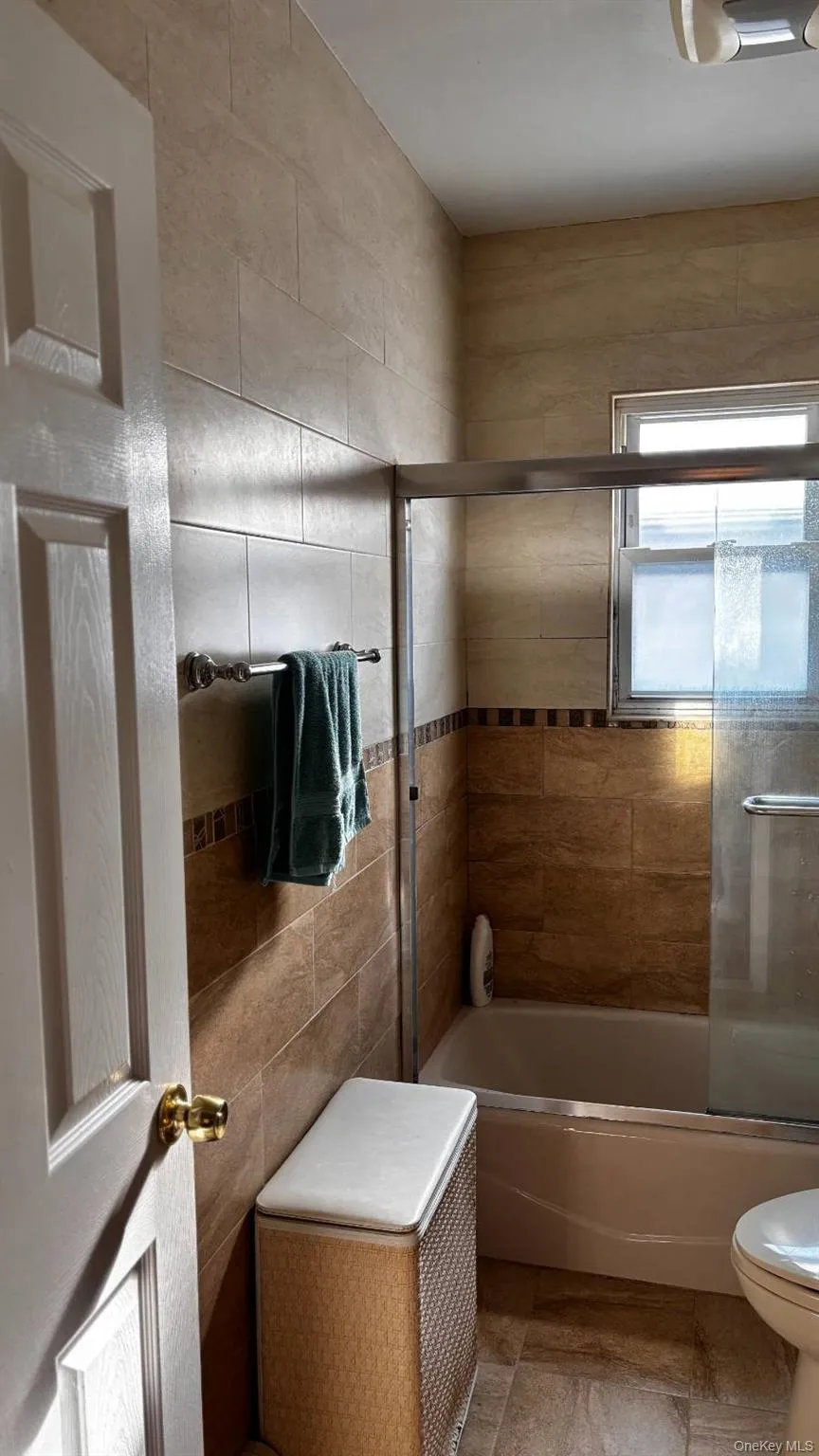 8608 144th Street, New York, NY, 3 Bedrooms Bedrooms, 6 Rooms Rooms,2 BathroomsBathrooms,Residential,For Rent,144th,0,1043365 8608 144th Street, New York, NY, 3 Bedrooms Bedrooms, 6 Rooms Rooms,2 BathroomsBathrooms,Residential,For Rent,144th,0,1043365