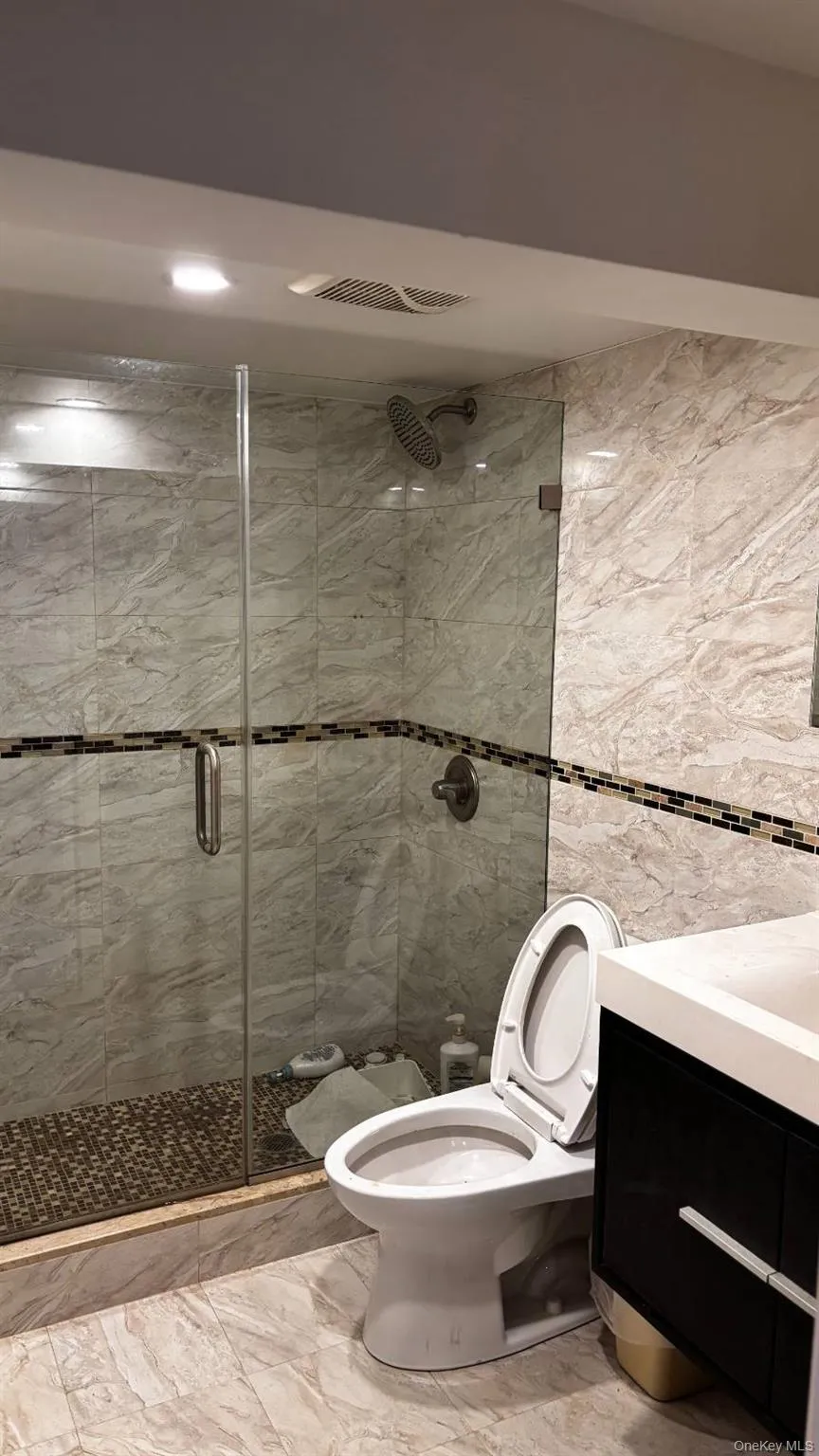 8608 144th Street, New York, NY, 3 Bedrooms Bedrooms, 6 Rooms Rooms,2 BathroomsBathrooms,Residential,For Rent,144th,0,1043365 8608 144th Street, New York, NY, 3 Bedrooms Bedrooms, 6 Rooms Rooms,2 BathroomsBathrooms,Residential,For Rent,144th,0,1043365