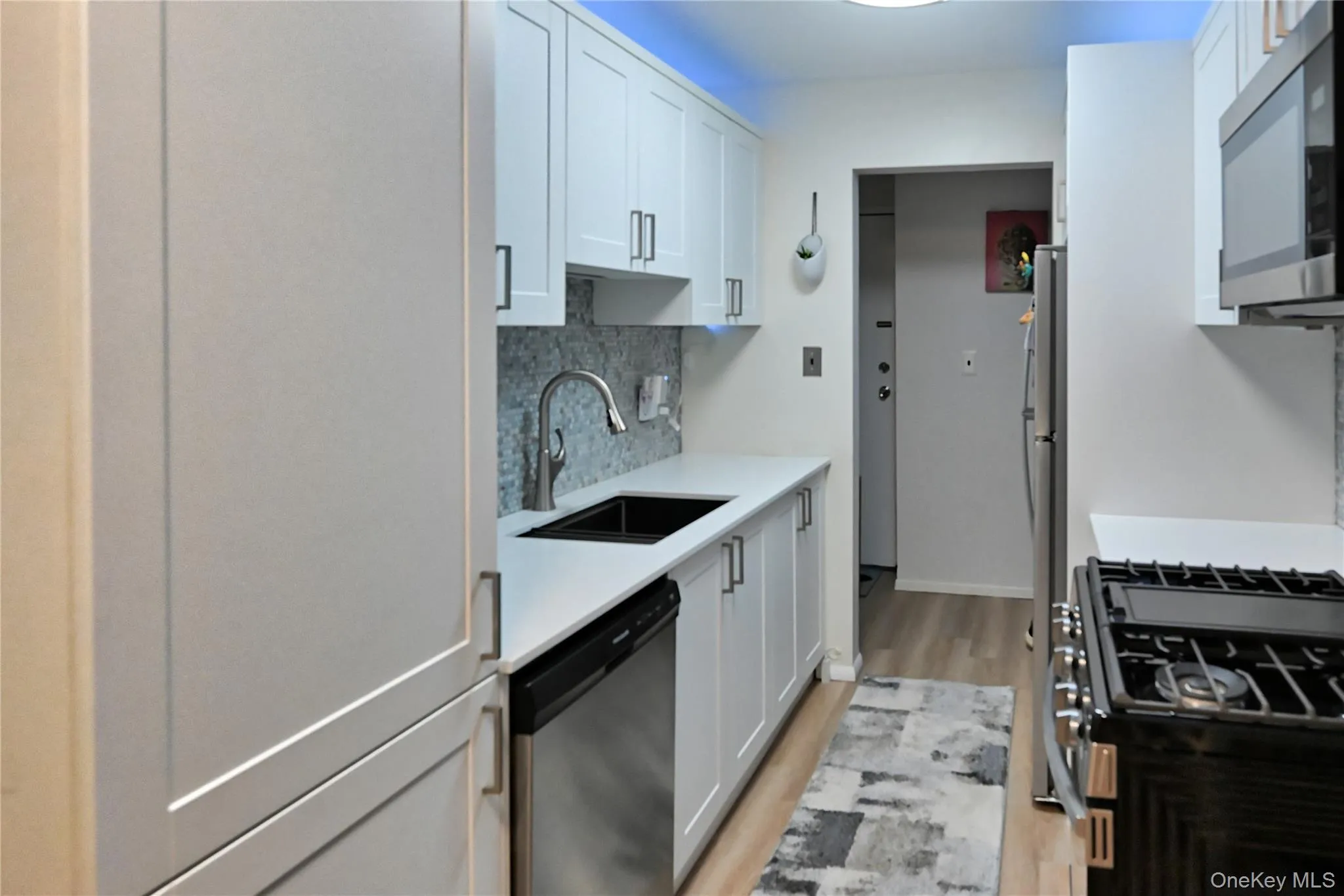 260 Waverly Avenue, Brookhaven, NY, 1 Bedroom Bedrooms, 3 Rooms Rooms,1 BathroomBathrooms,Residential,For Rent,Waverly,0,1043367 260 Waverly Avenue, Brookhaven, NY, 1 Bedroom Bedrooms, 3 Rooms Rooms,1 BathroomBathrooms,Residential,For Rent,Waverly,0,1043367