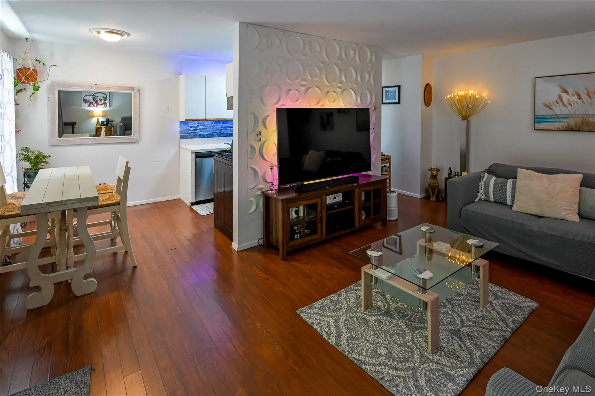 260 Waverly Avenue, Brookhaven, NY, 1 Bedroom Bedrooms, 3 Rooms Rooms,1 BathroomBathrooms,Residential,For Rent,Waverly,0,1043367 260 Waverly Avenue, Brookhaven, NY, 1 Bedroom Bedrooms, 3 Rooms Rooms,1 BathroomBathrooms,Residential,For Rent,Waverly,0,1043367
