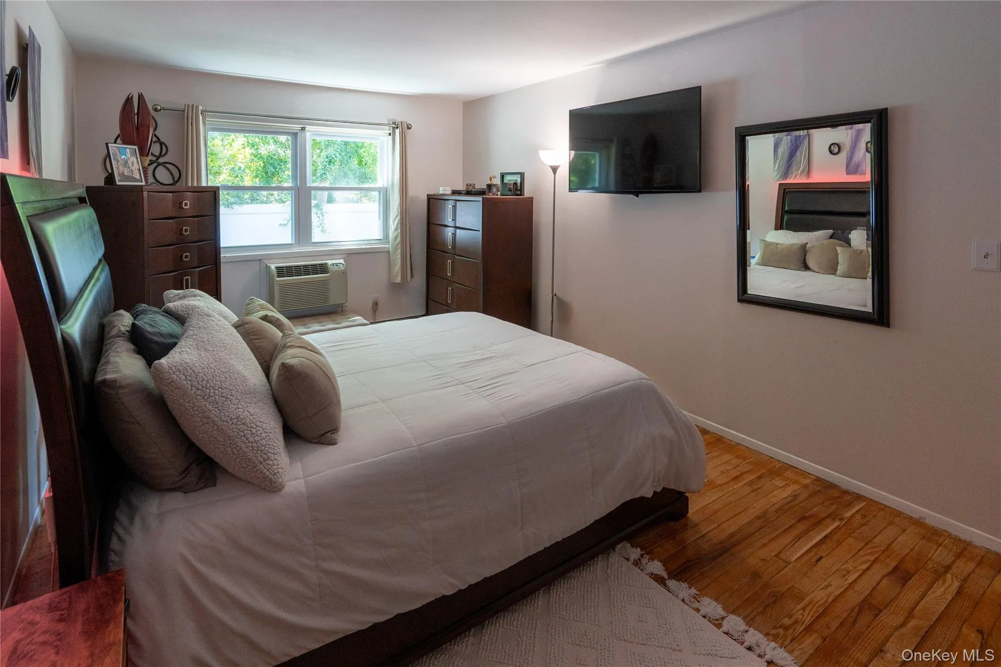 260 Waverly Avenue, Brookhaven, NY, 1 Bedroom Bedrooms, 3 Rooms Rooms,1 BathroomBathrooms,Residential,For Rent,Waverly,0,1043367 260 Waverly Avenue, Brookhaven, NY, 1 Bedroom Bedrooms, 3 Rooms Rooms,1 BathroomBathrooms,Residential,For Rent,Waverly,0,1043367