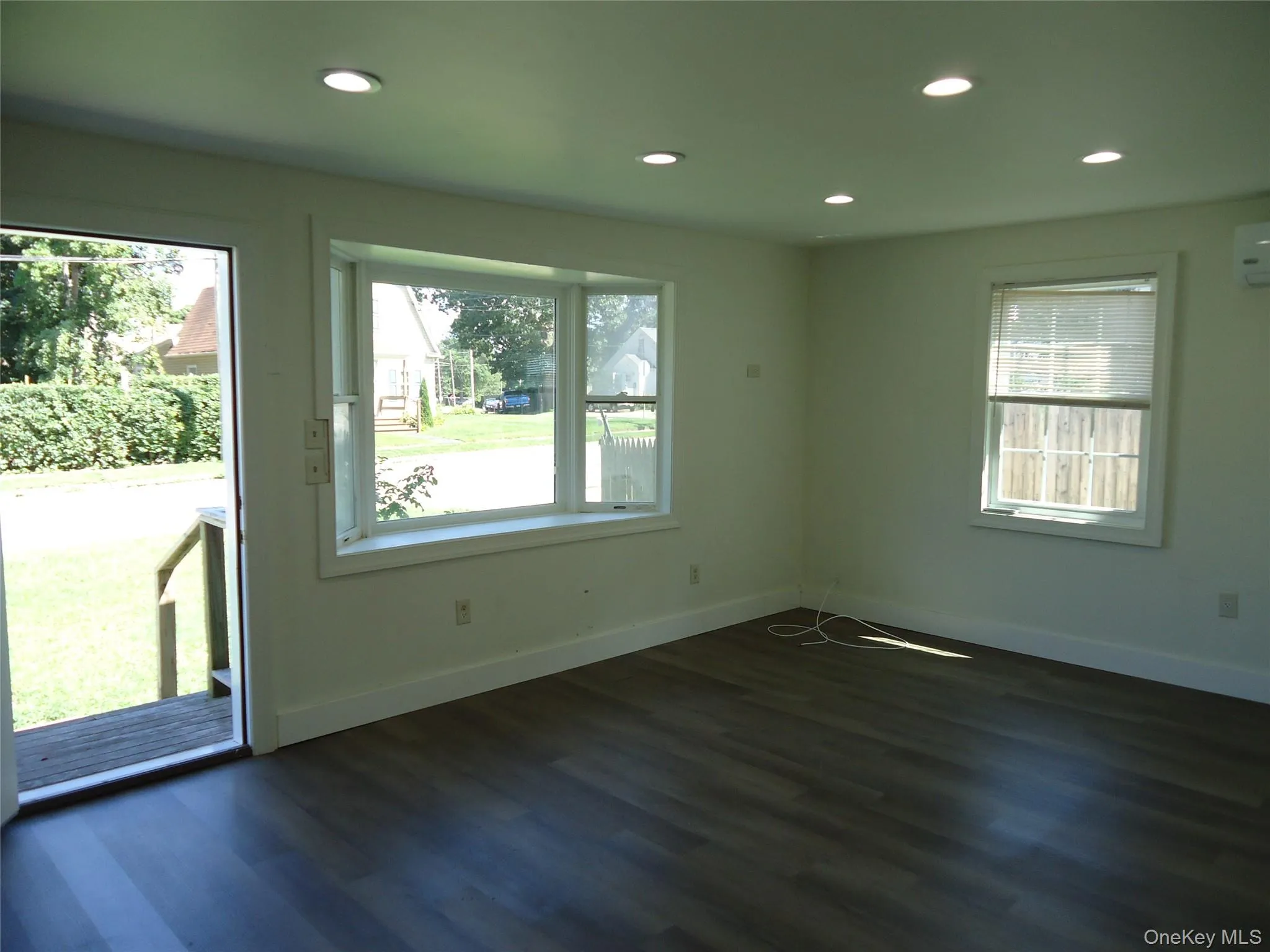 343 Union Avenue, Riverhead, NY, 2 Bedrooms Bedrooms, 4 Rooms Rooms,1 BathroomBathrooms,Residential,For Rent,Union,0,1043372 343 Union Avenue, Riverhead, NY, 2 Bedrooms Bedrooms, 4 Rooms Rooms,1 BathroomBathrooms,Residential,For Rent,Union,0,1043372