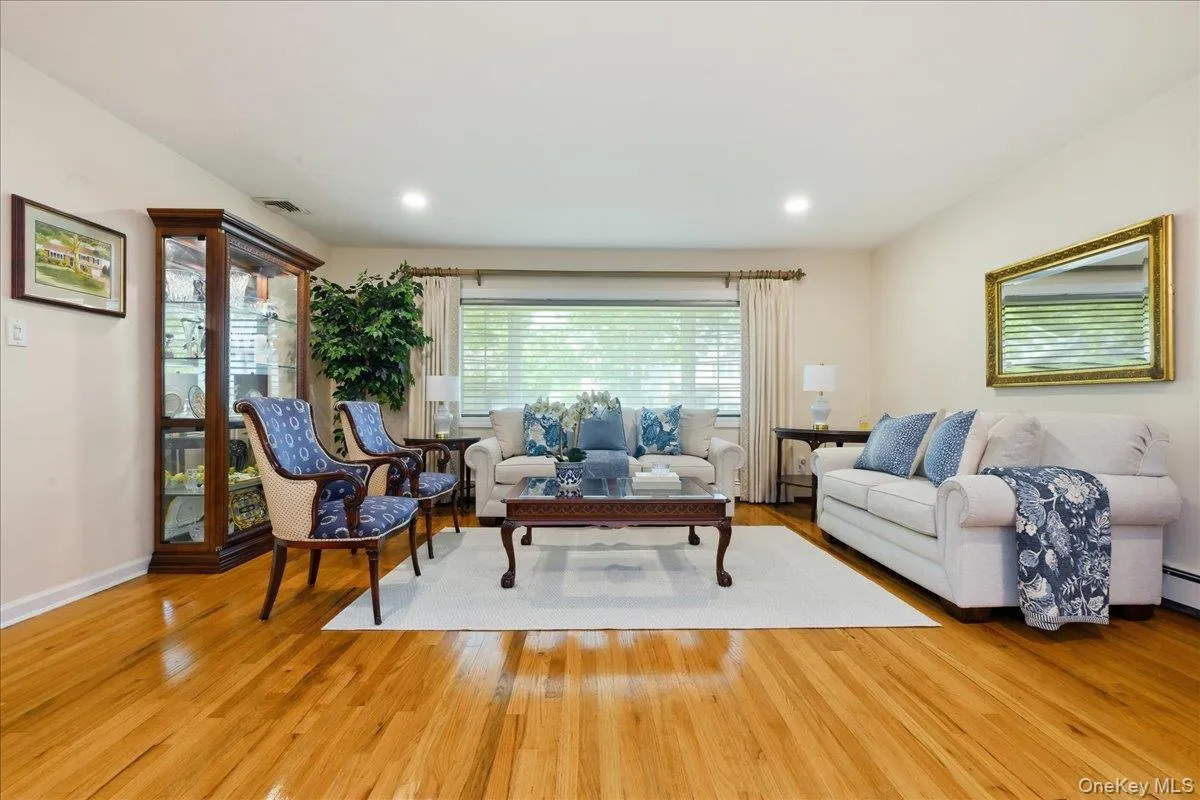201 Kildare Road, Hempstead, NY, 3 Bedrooms Bedrooms, 8 Rooms Rooms,2 BathroomsBathrooms,Residential,For Rent,Kildare,0,1043382 201 Kildare Road, Hempstead, NY, 3 Bedrooms Bedrooms, 8 Rooms Rooms,2 BathroomsBathrooms,Residential,For Rent,Kildare,0,1043382
