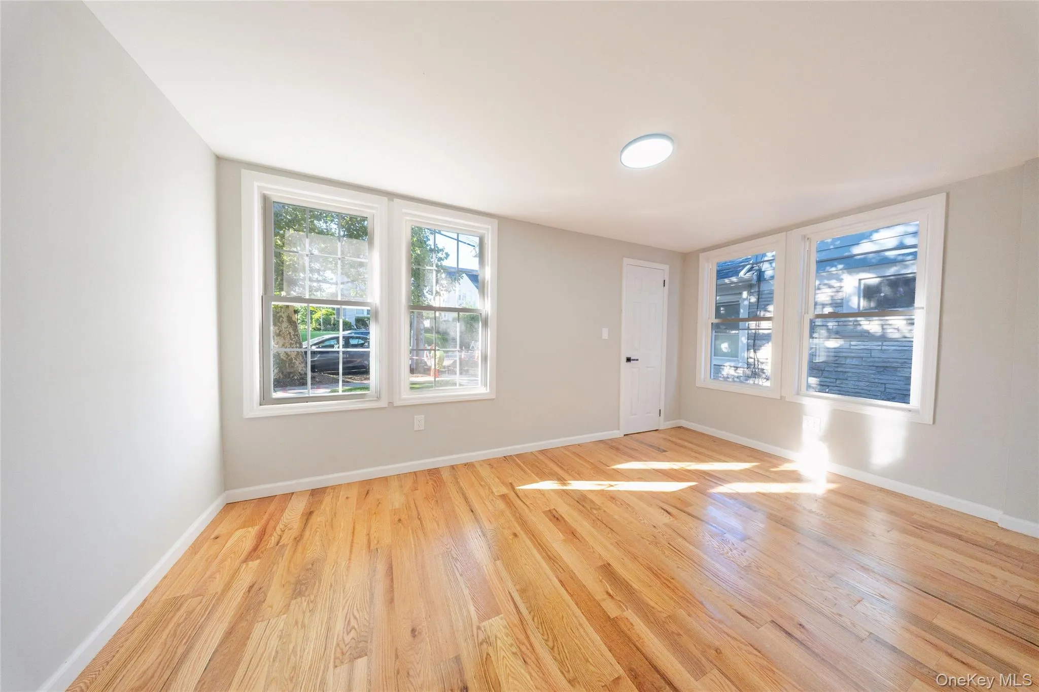 191-29 109th Road, New York, NY, 8 Bedrooms Bedrooms, 10 Rooms Rooms,6 BathroomsBathrooms,Residential,For Rent,109th,0,1043397 191-29 109th Road, New York, NY, 8 Bedrooms Bedrooms, 10 Rooms Rooms,6 BathroomsBathrooms,Residential,For Rent,109th,0,1043397